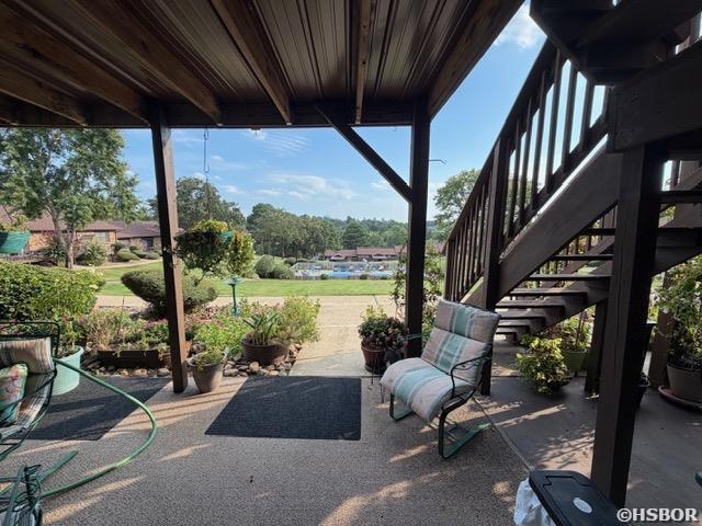 210 Carl Drive Property Photo 22