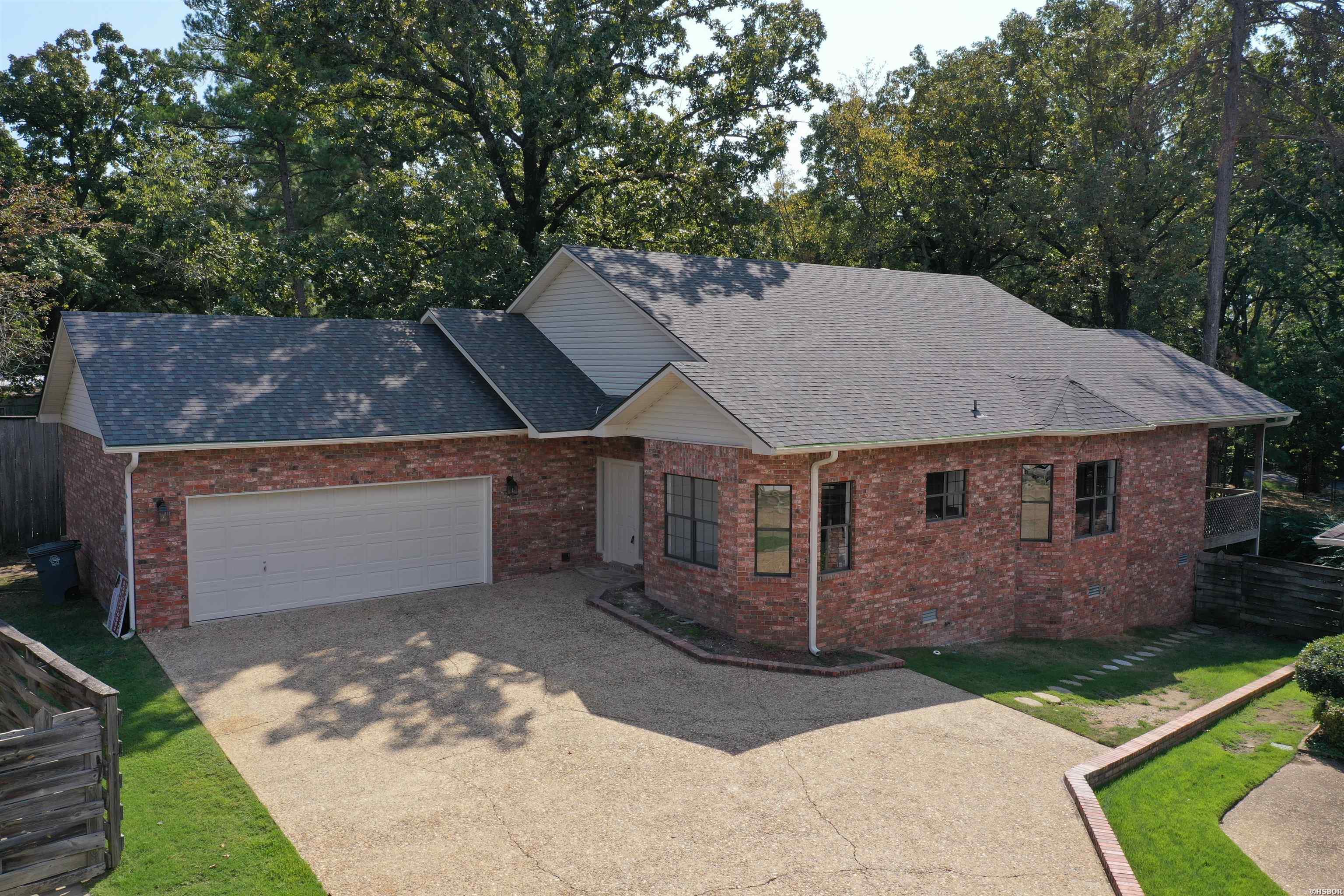 106 CREEKVIEW Terrace