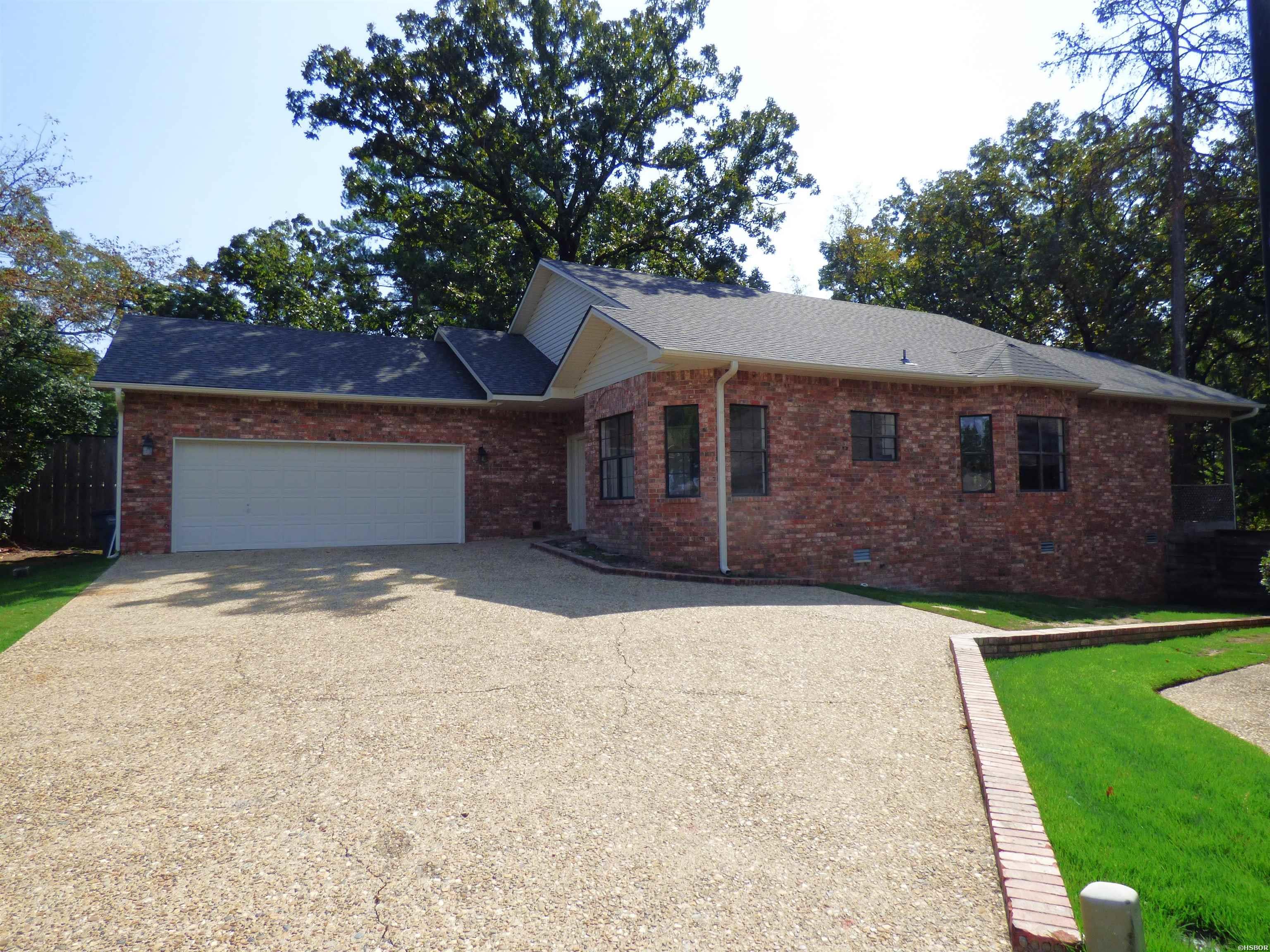 106 Creekview Terrace Property Photo 4