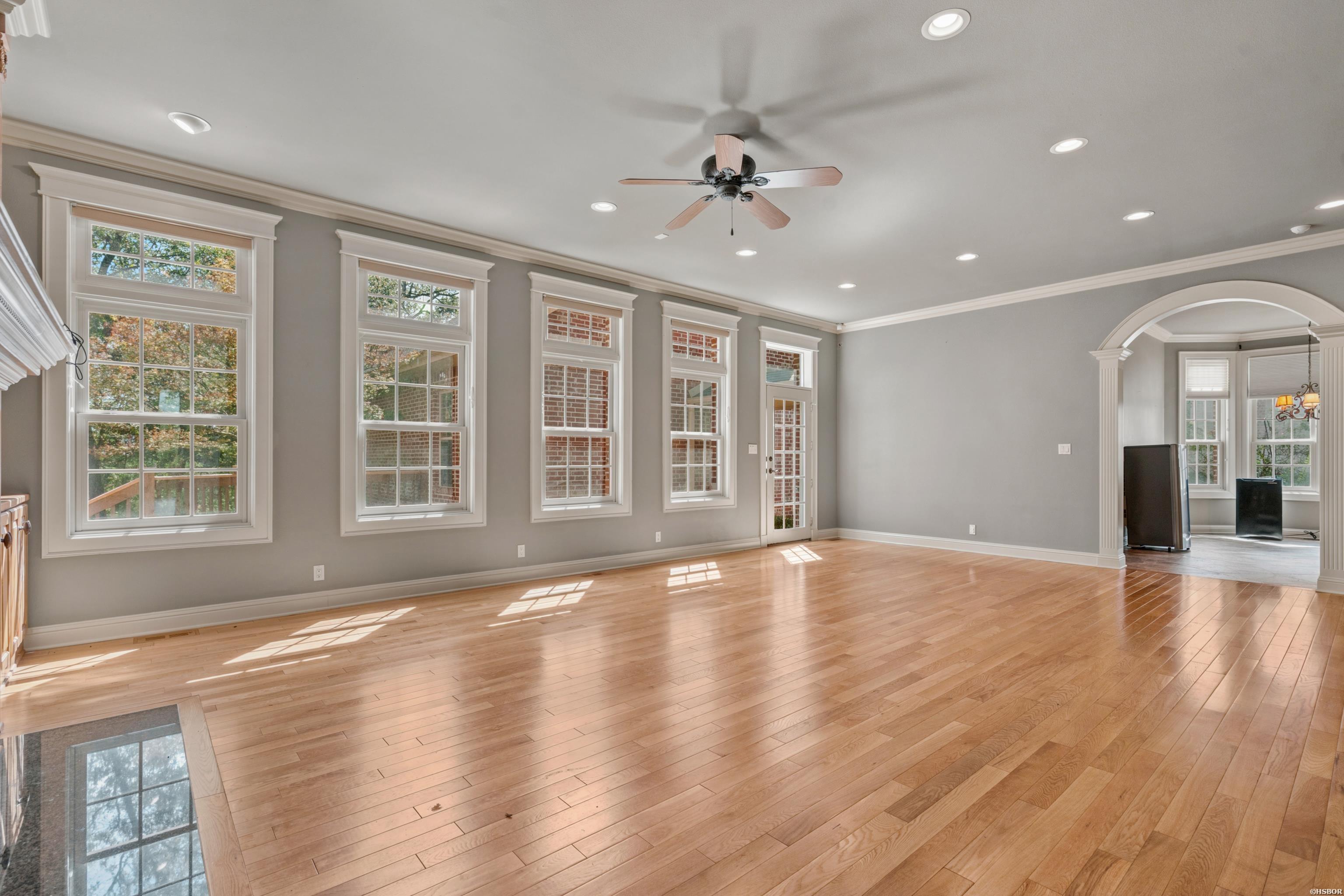 70 Stonegate Terrace Property Photo 9