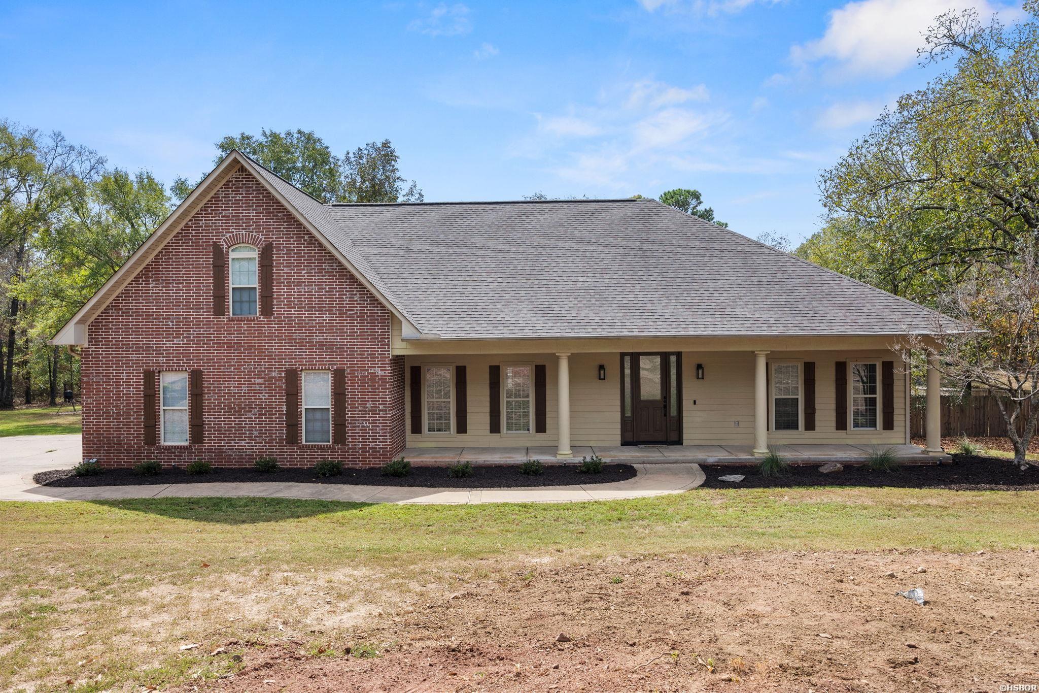 170 PARKWAY Square Property Photo 1