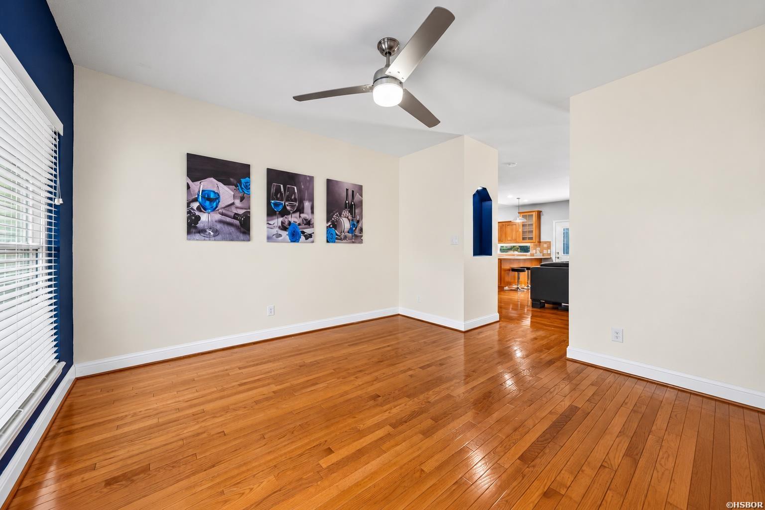 100 Penbay Place Property Photo 6
