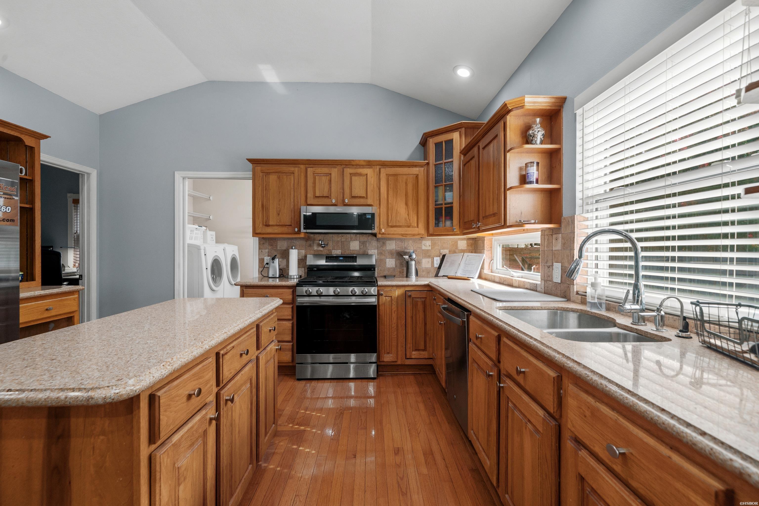 100 Penbay Place Property Photo 16