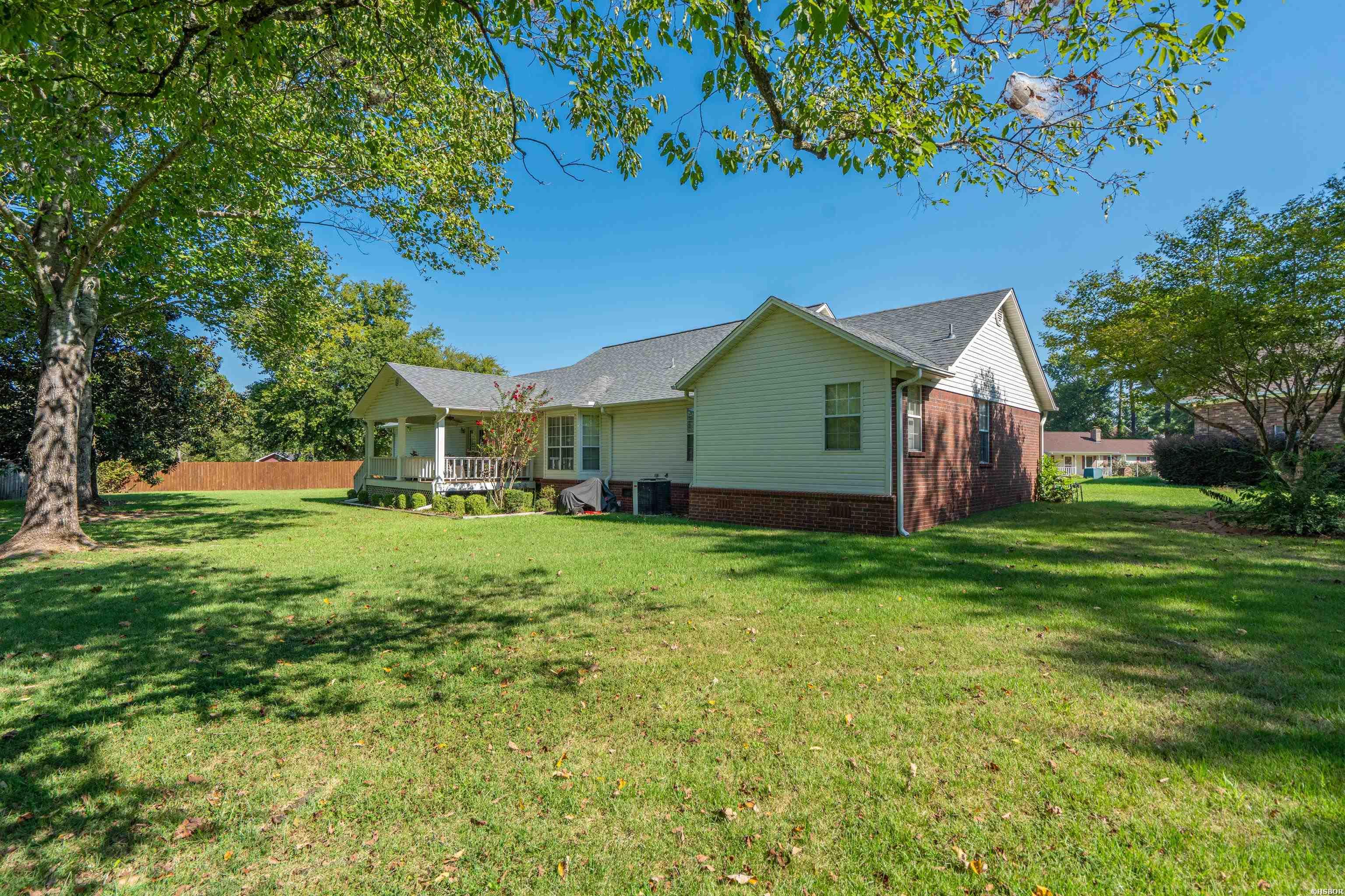 1724 Regency Drive Property Photo 40