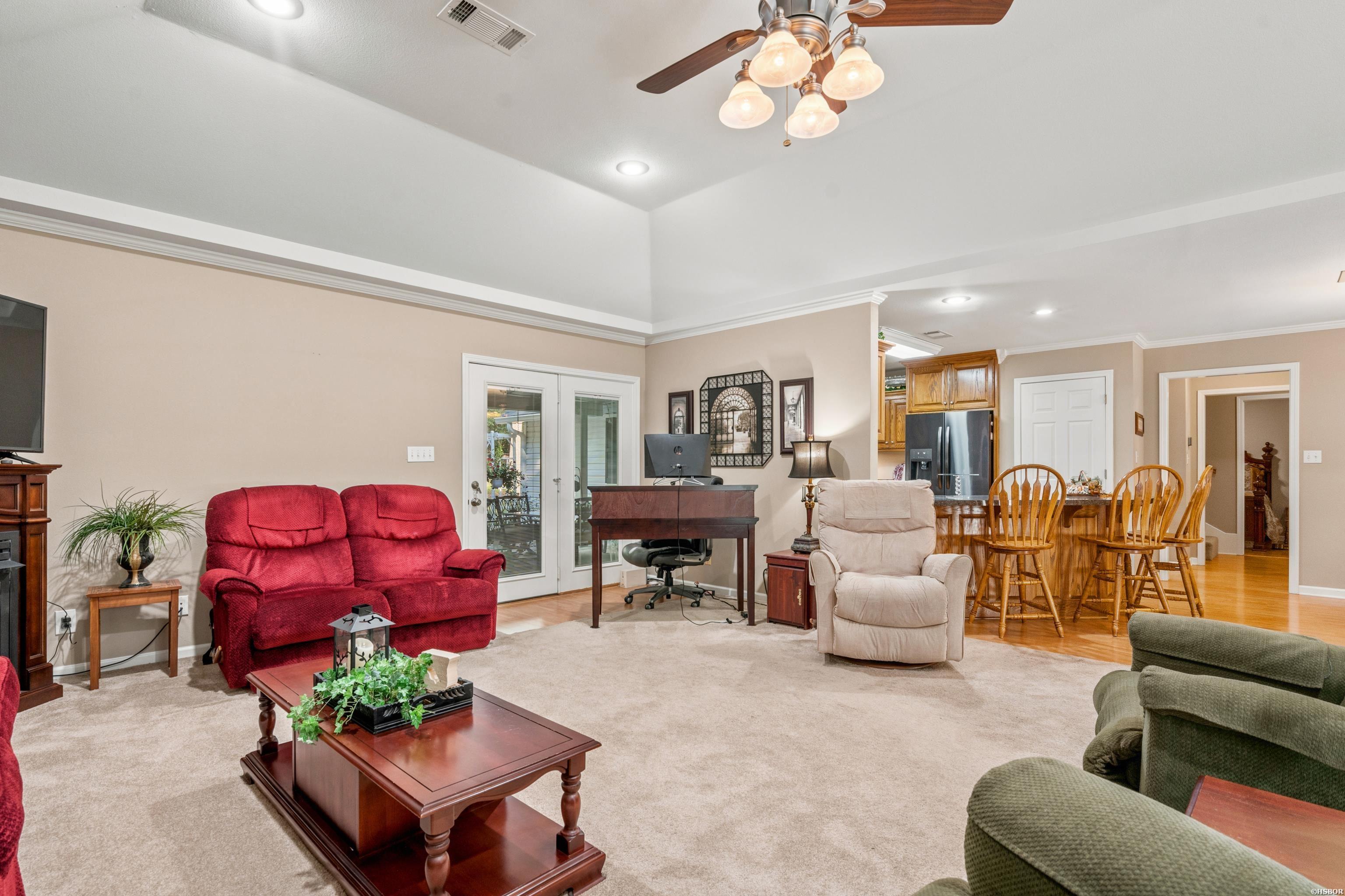 290 Whispering Winds Drive Property Photo 9