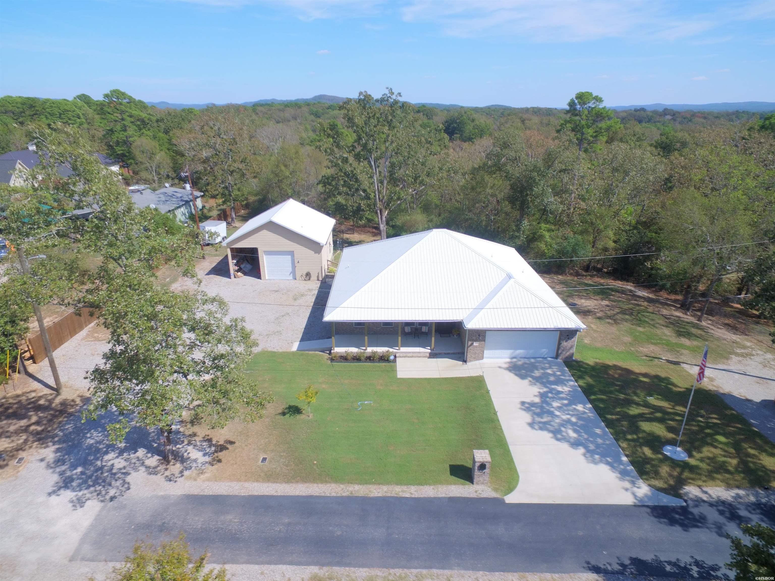 104 Hinton Lane Property Photo 1