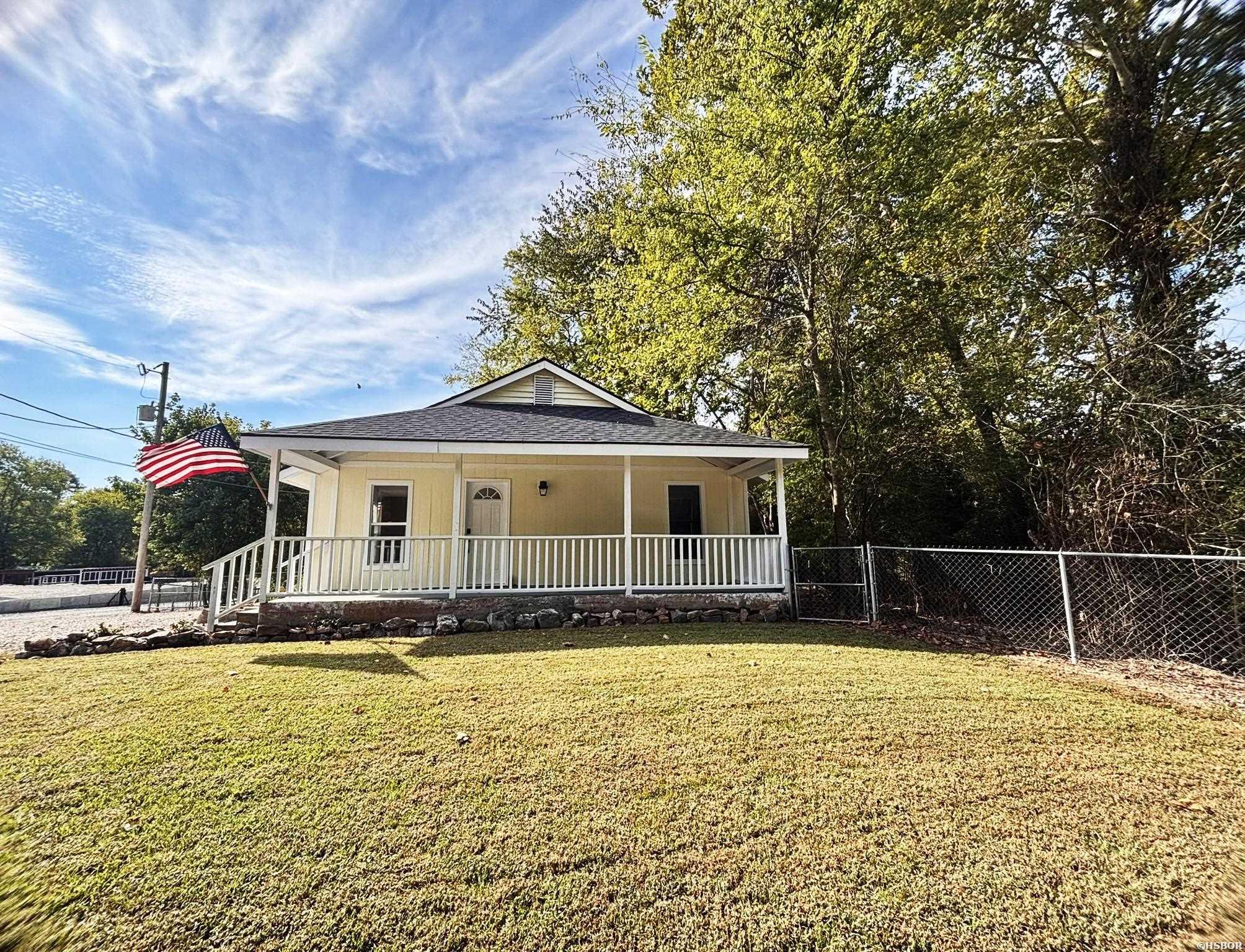 6430 Park Avenue Property Photo 3