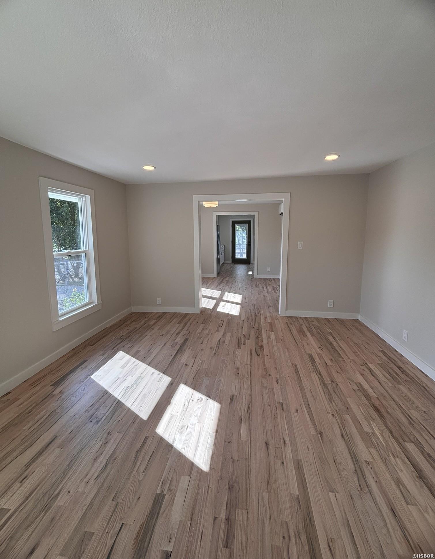 6430 Park Avenue Property Photo 11