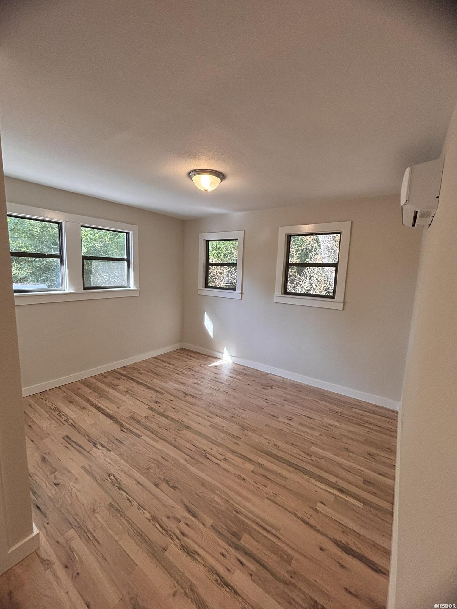 6430 Park Avenue Property Photo 23