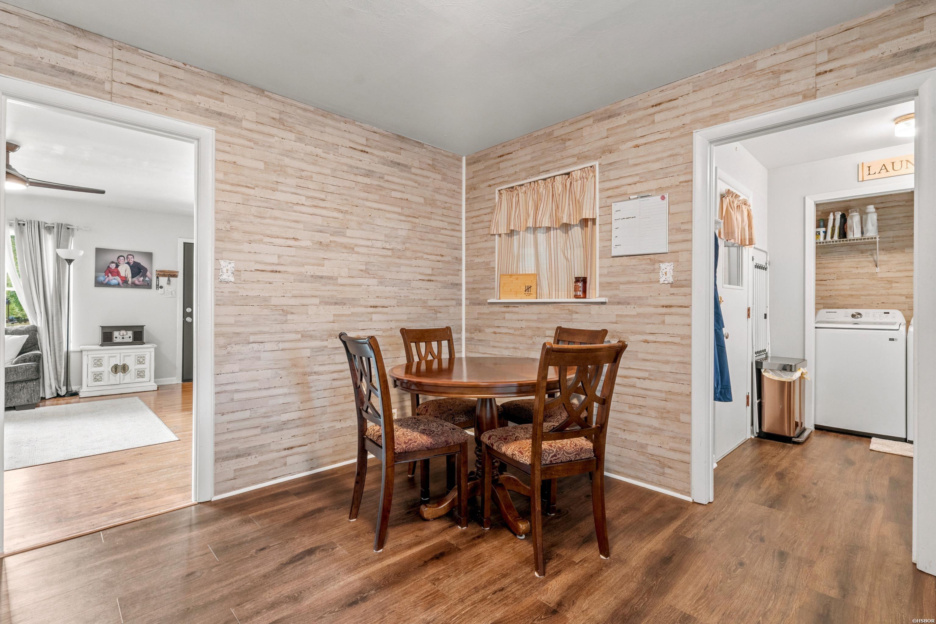 300 Poinsettia Street Property Photo 12