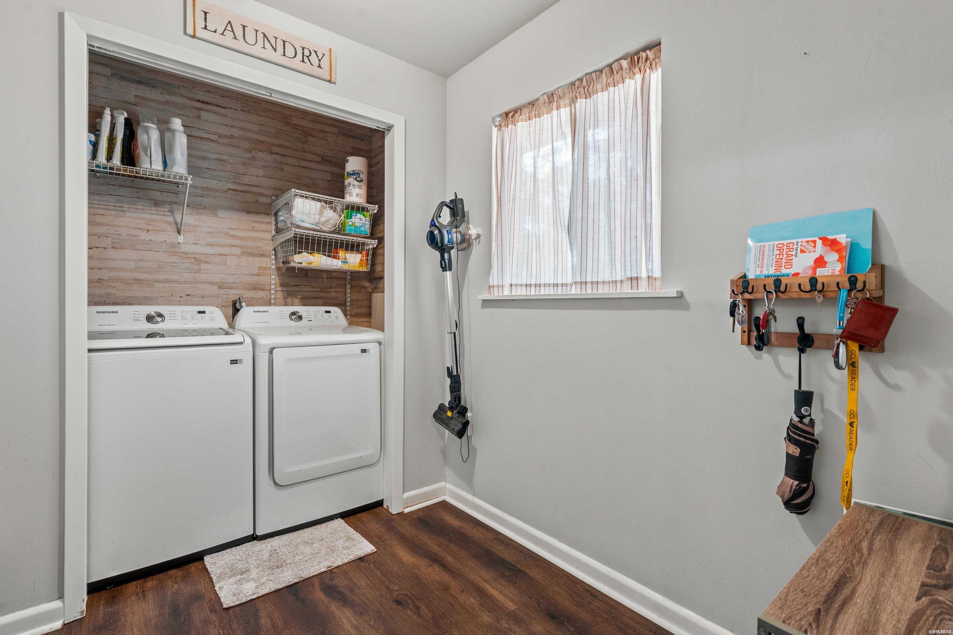 300 Poinsettia Street Property Photo 14