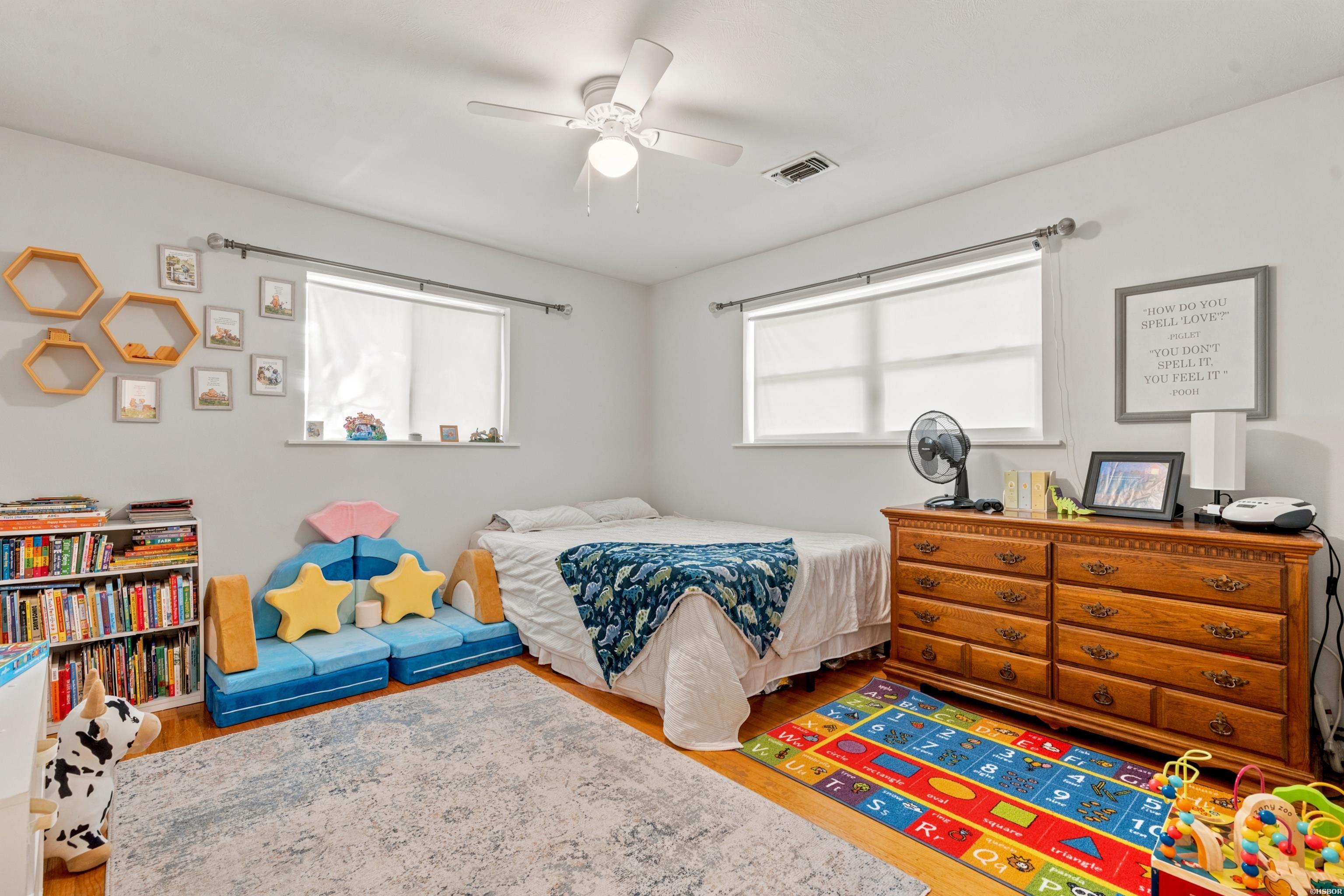 300 Poinsettia Street Property Photo 19