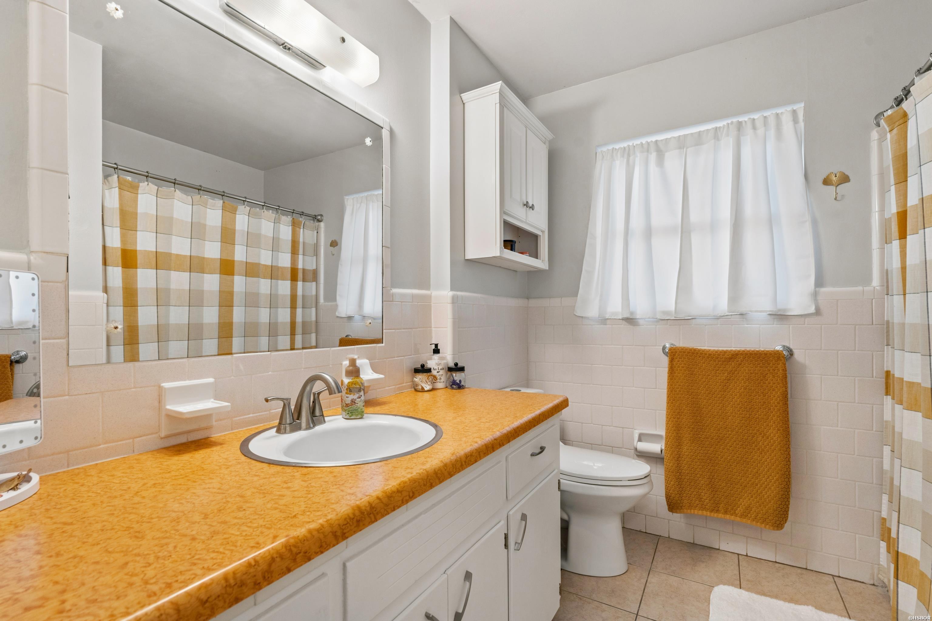 300 Poinsettia Street Property Photo 21