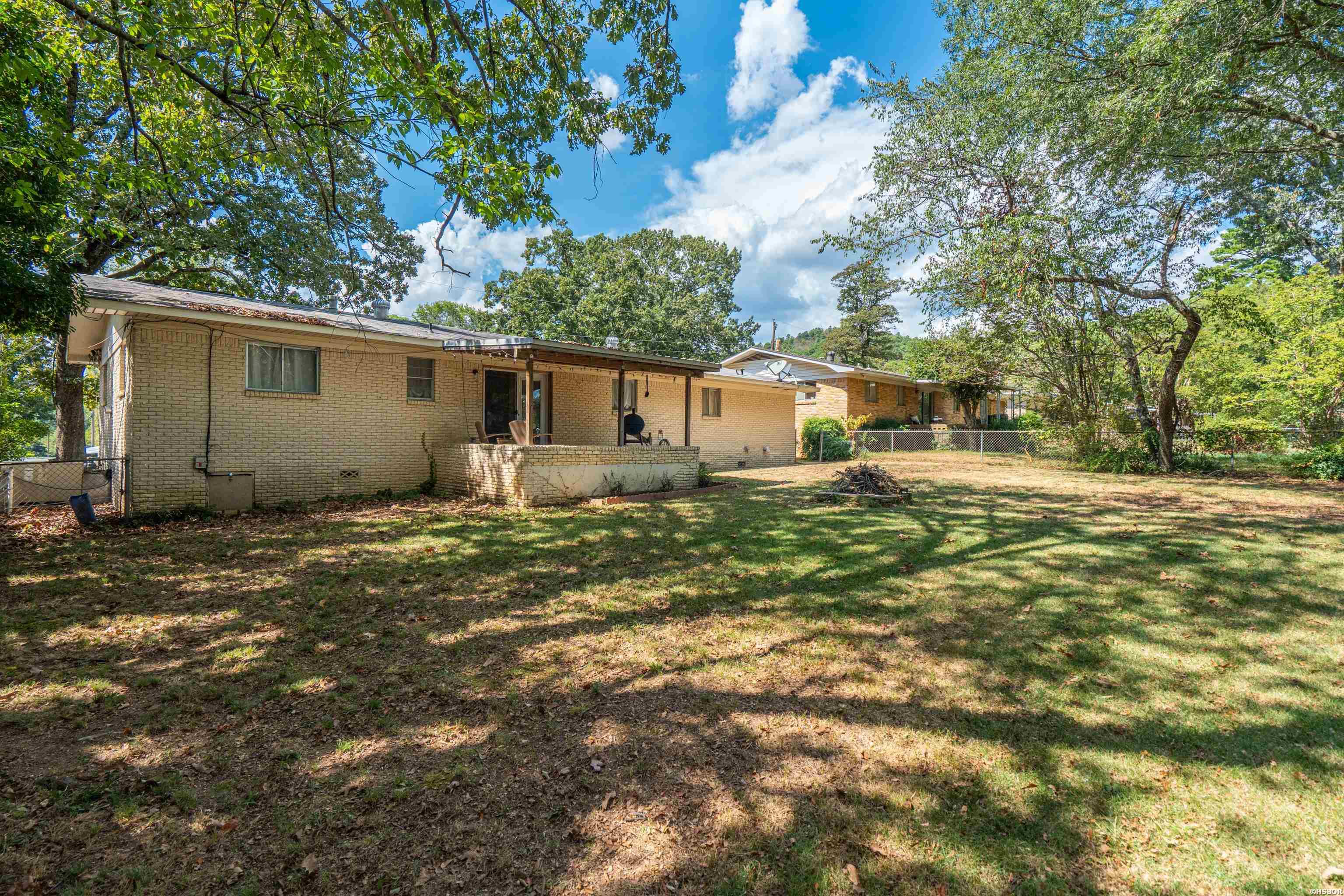 300 Poinsettia Street Property Photo 29