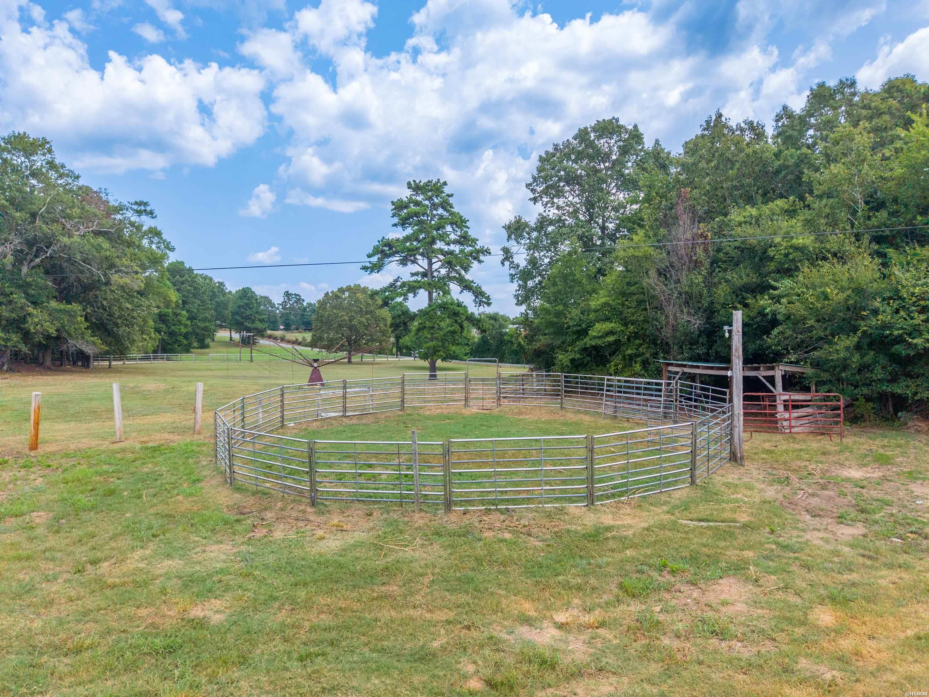 Xx Calico Property Photo 6