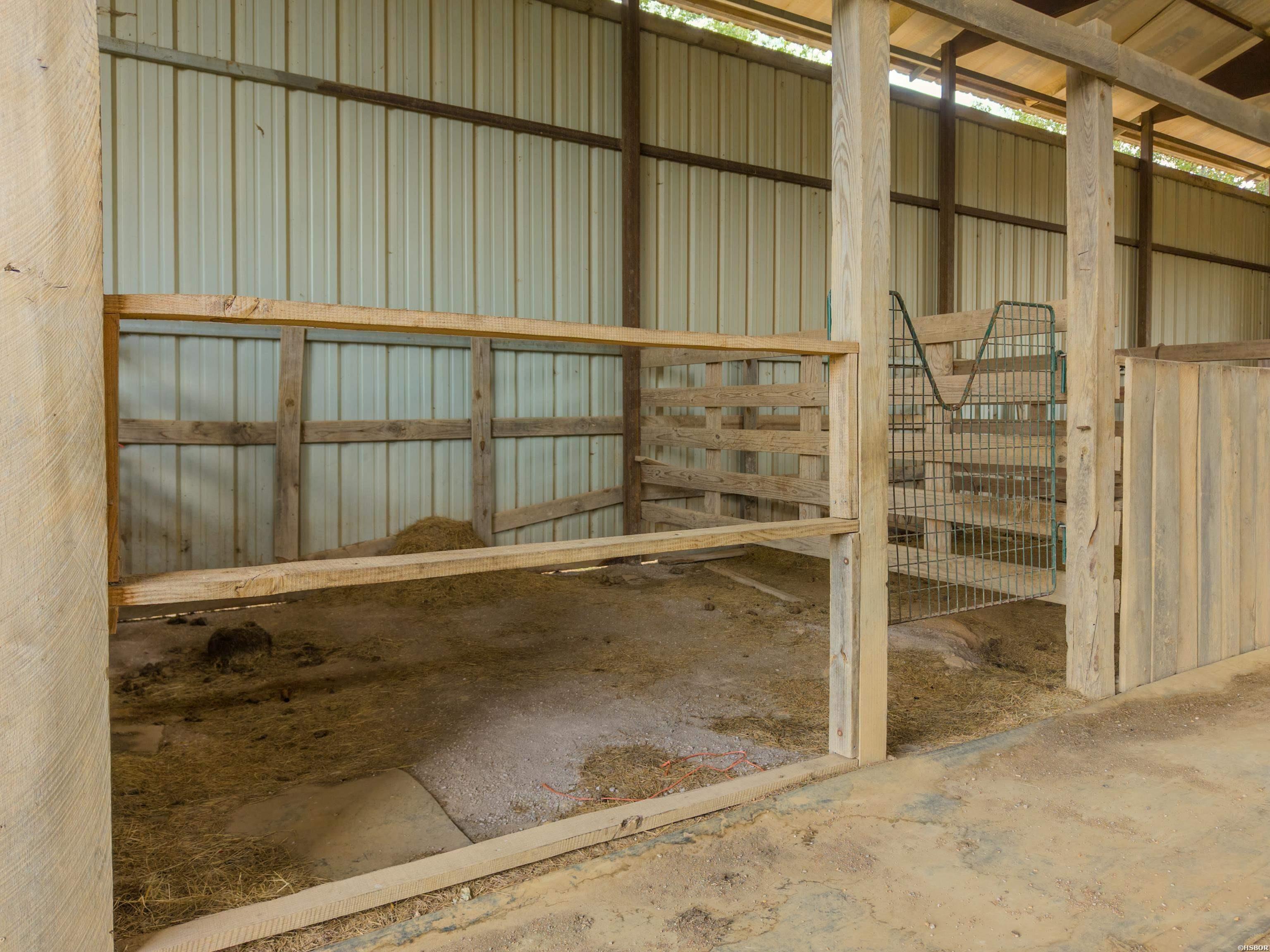 Xx Calico Property Photo 16