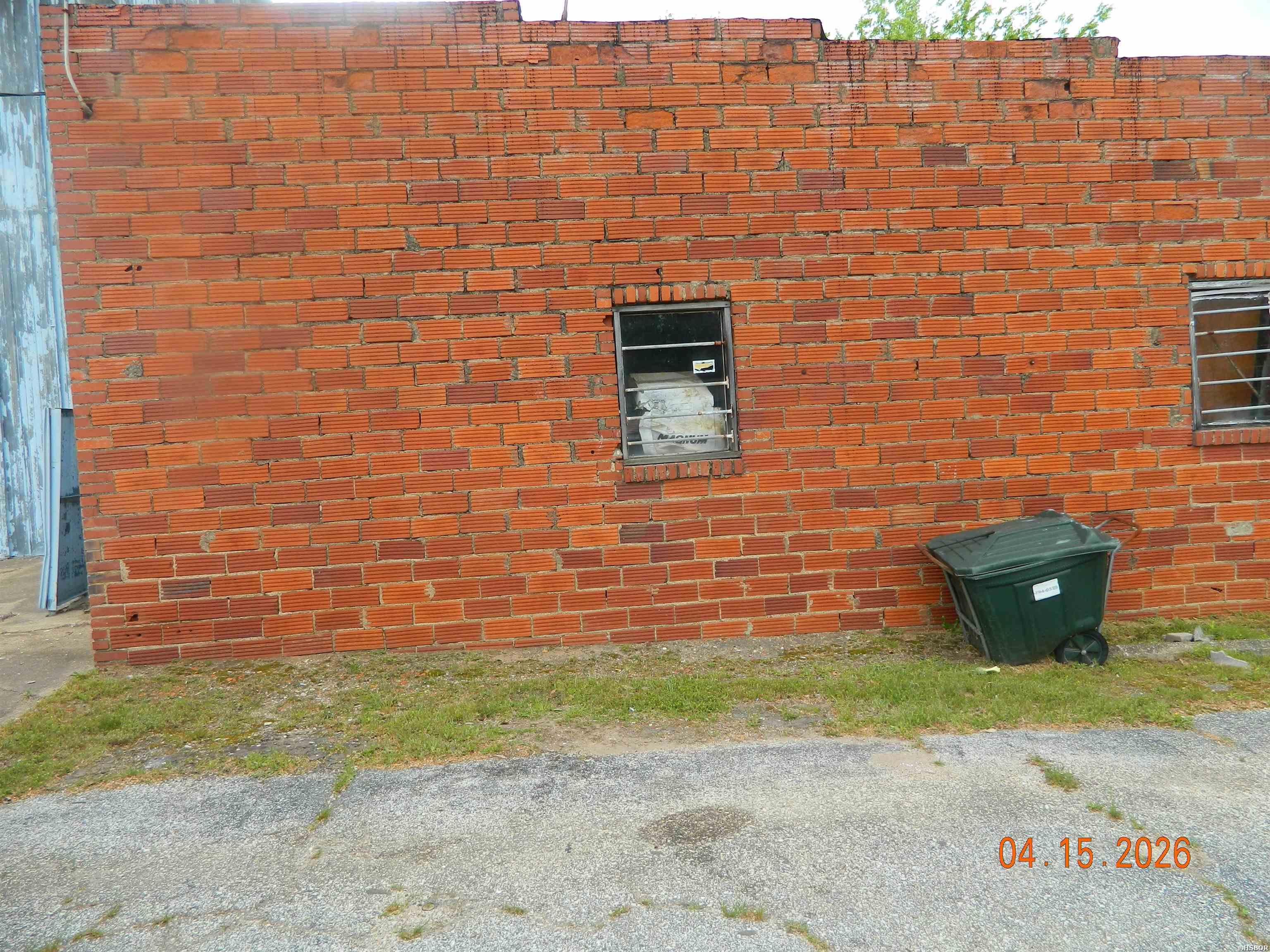 1210 Page Avenue Property Photo 3