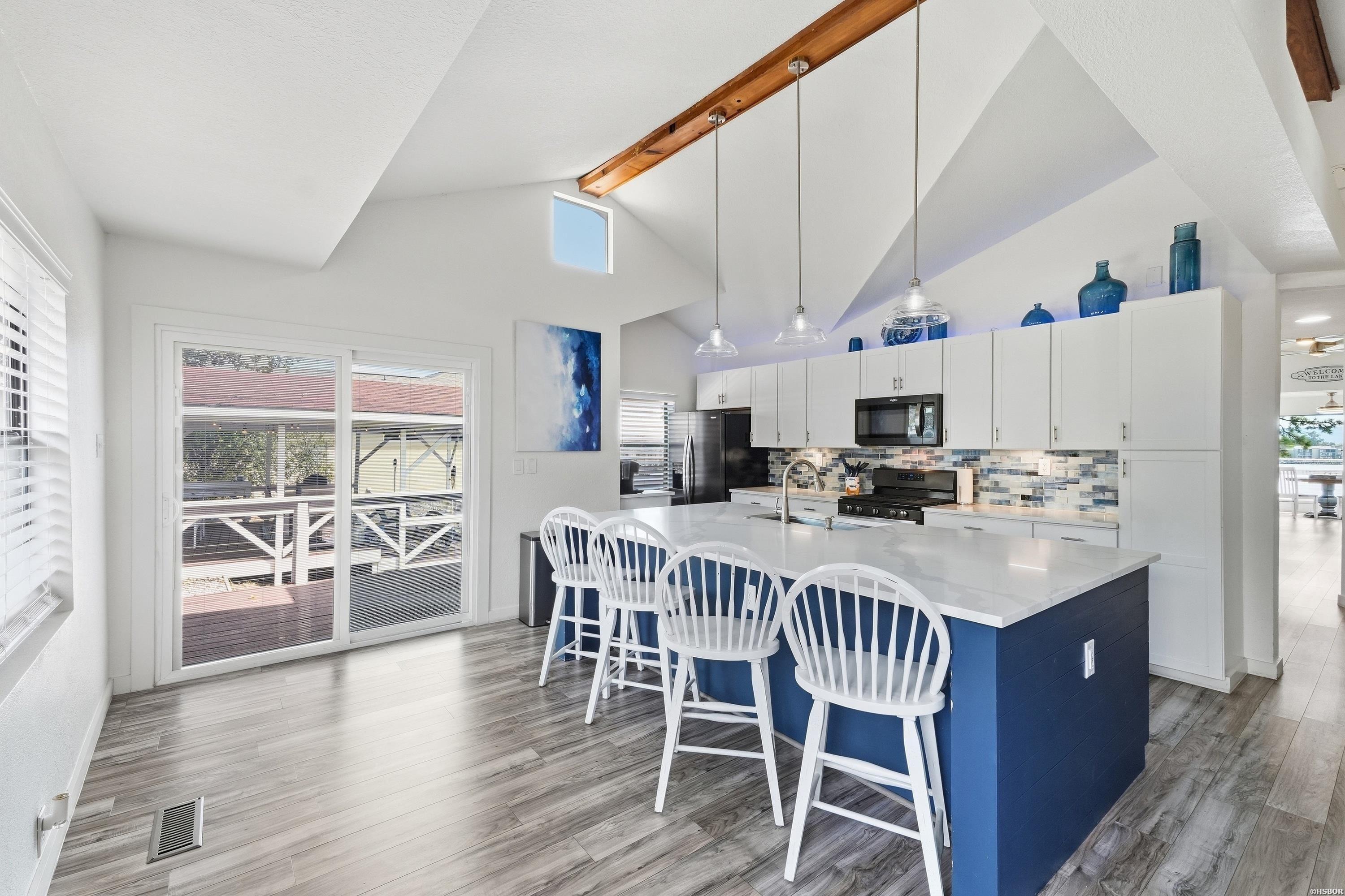 145 Pretti Point Property Photo 15