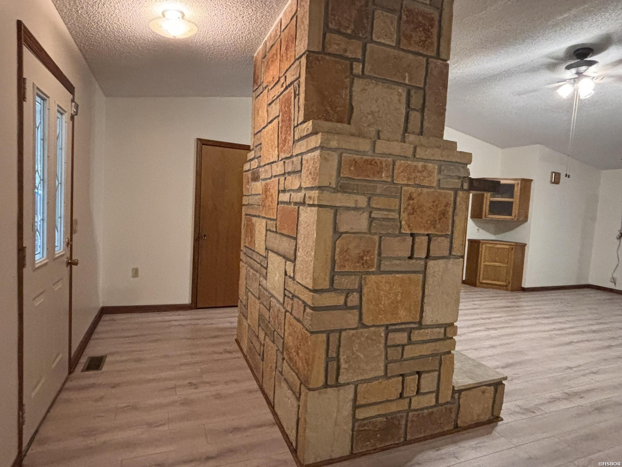 8 Tivisa Lane Property Photo 7