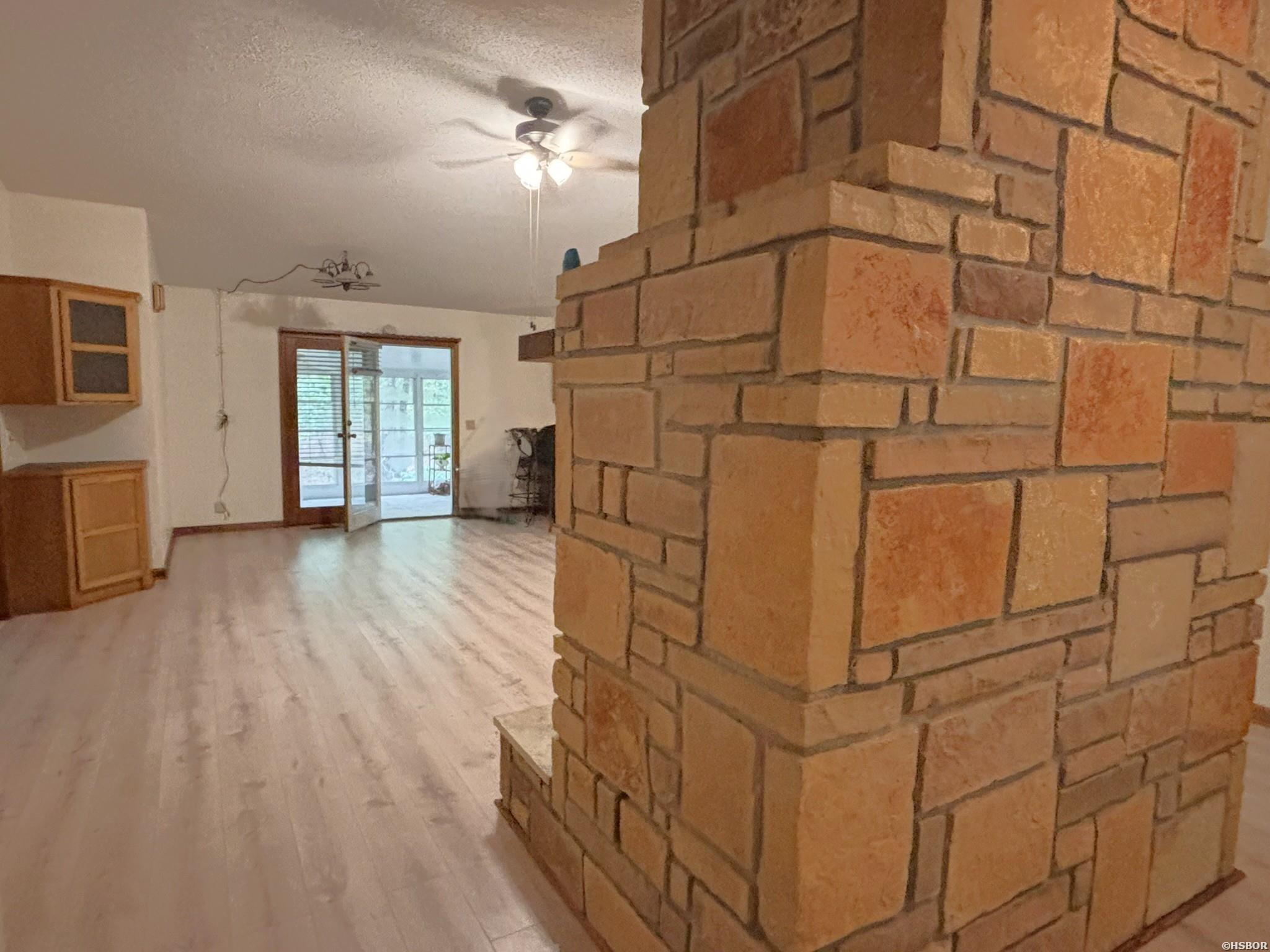 8 Tivisa Lane Property Photo 9