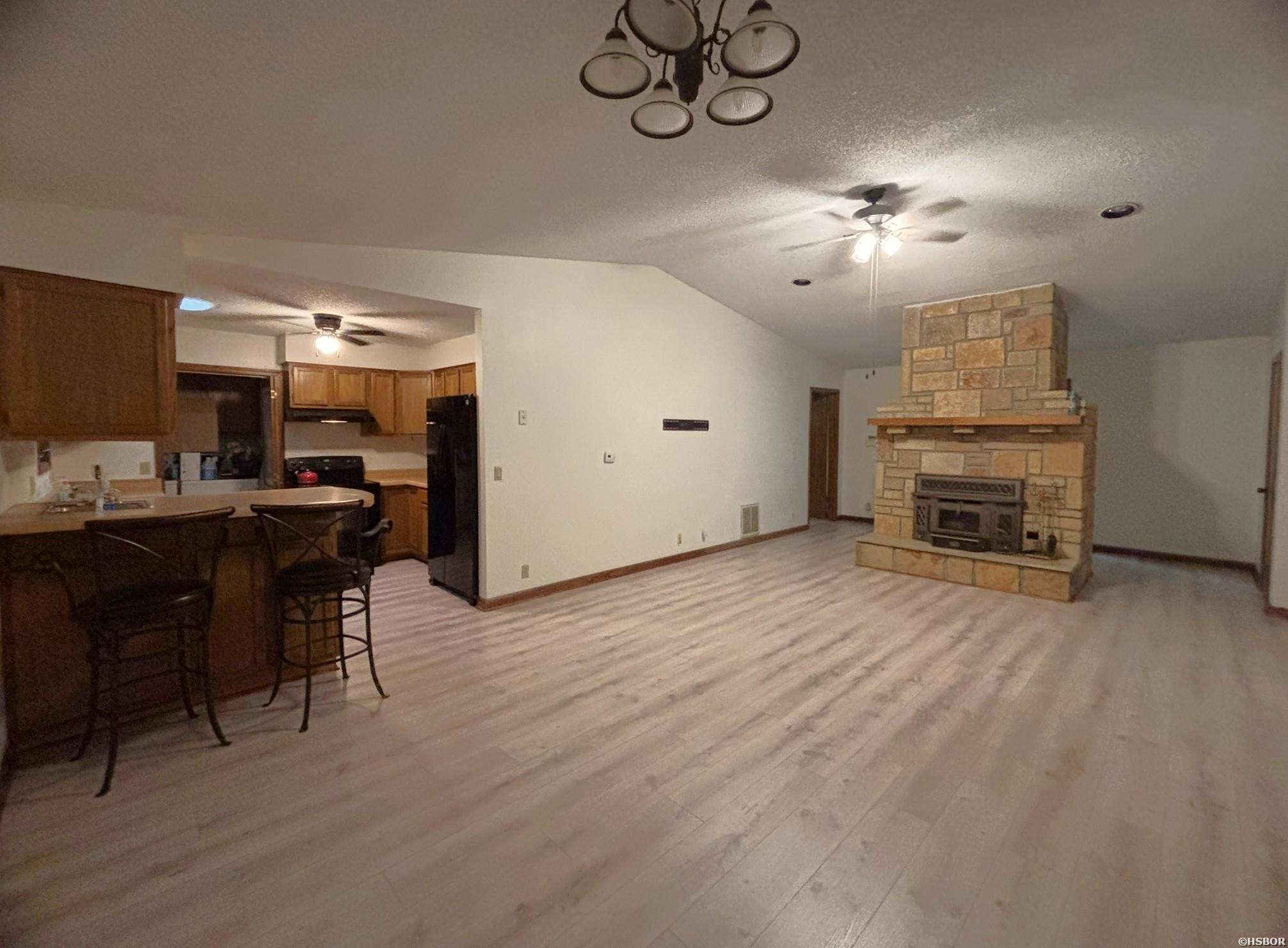 8 Tivisa Lane Property Photo 11