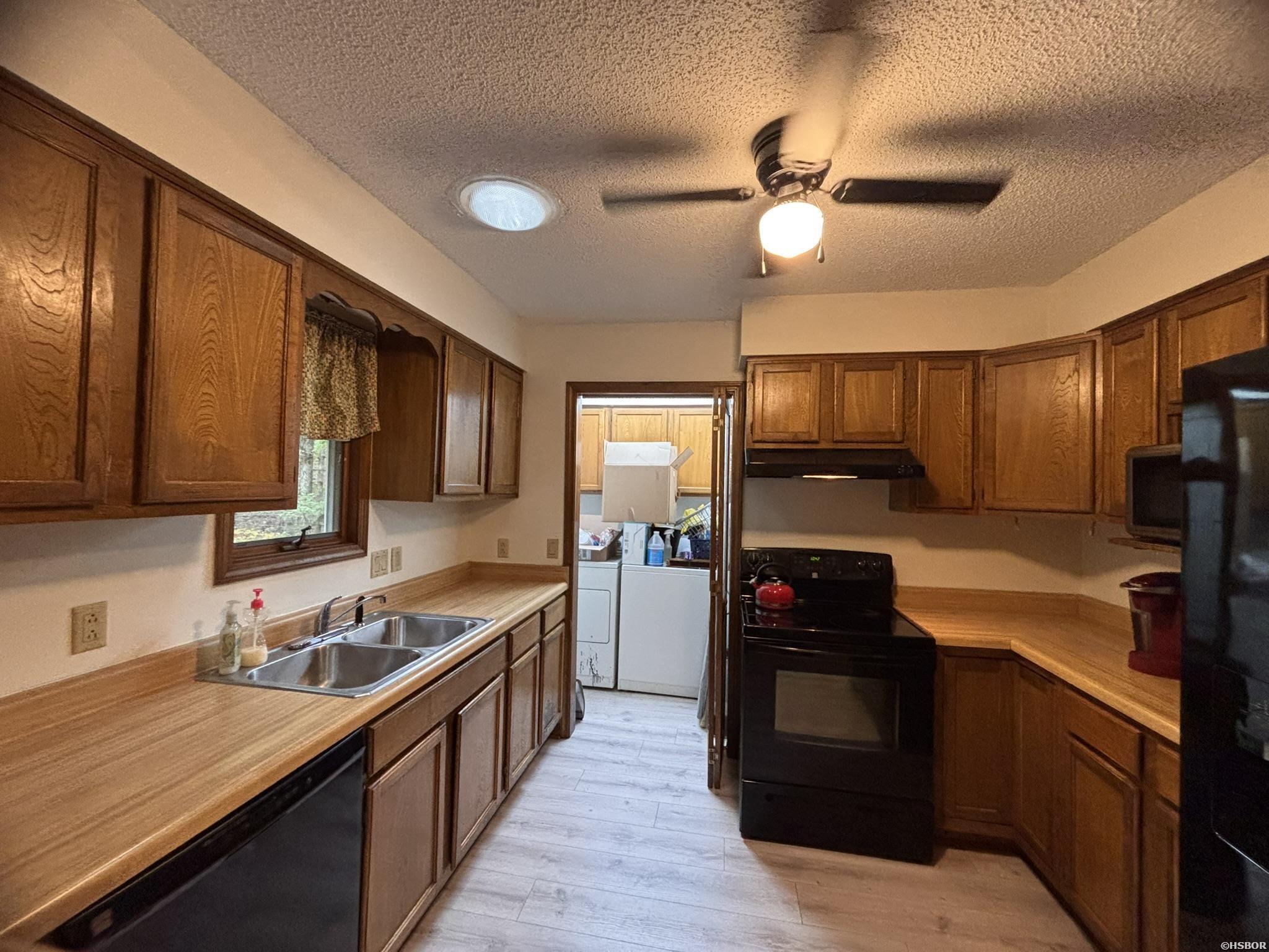 8 Tivisa Lane Property Photo 16