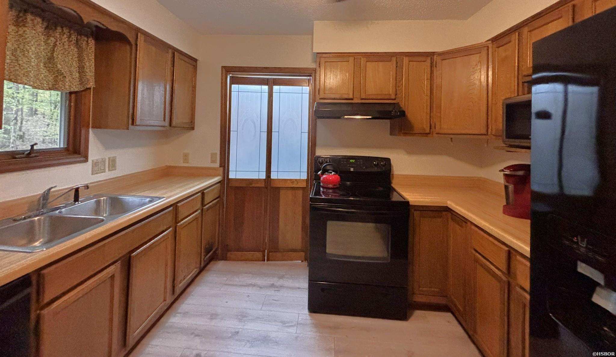 8 Tivisa Lane Property Photo 17