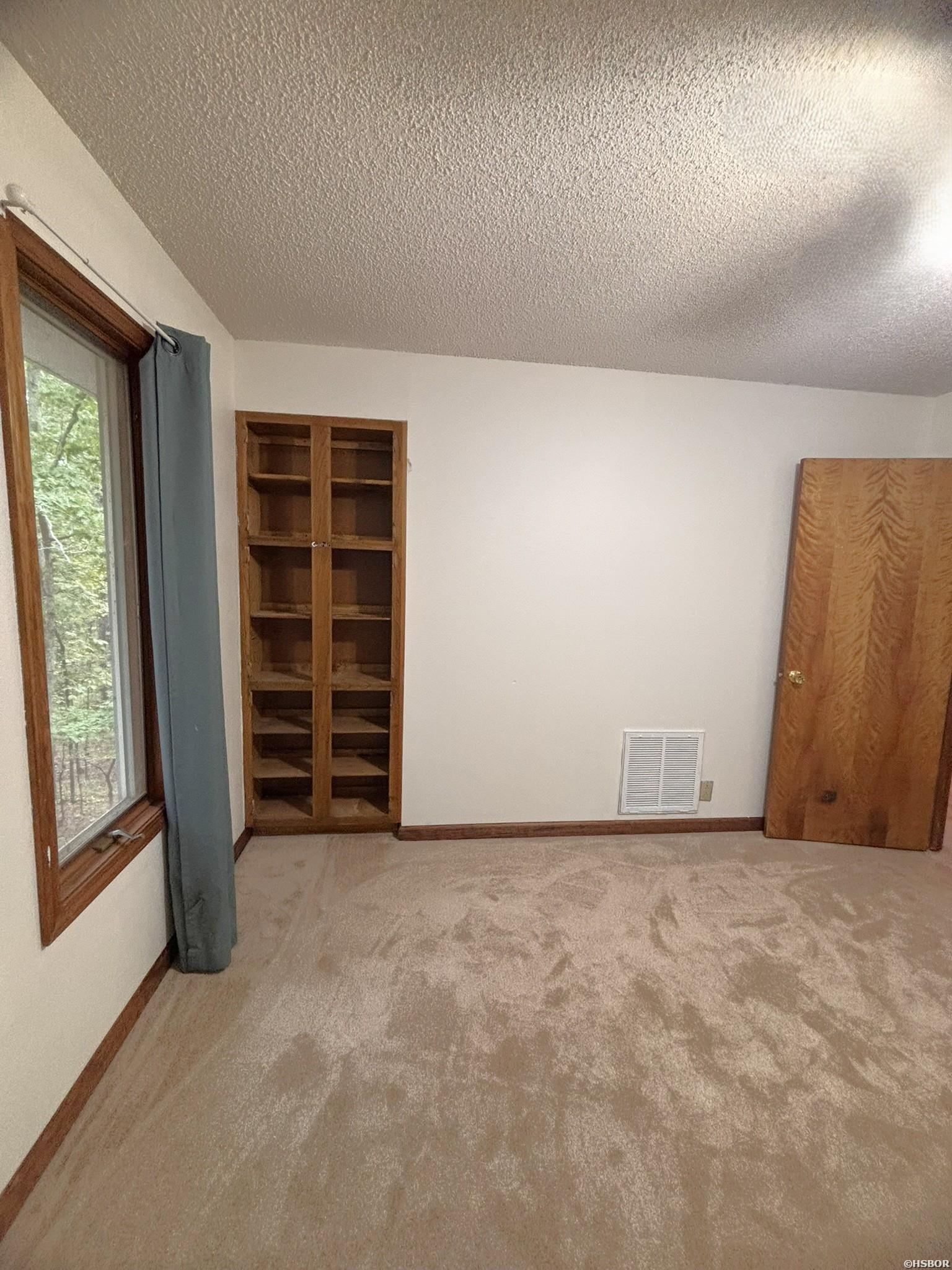 8 Tivisa Lane Property Photo 25