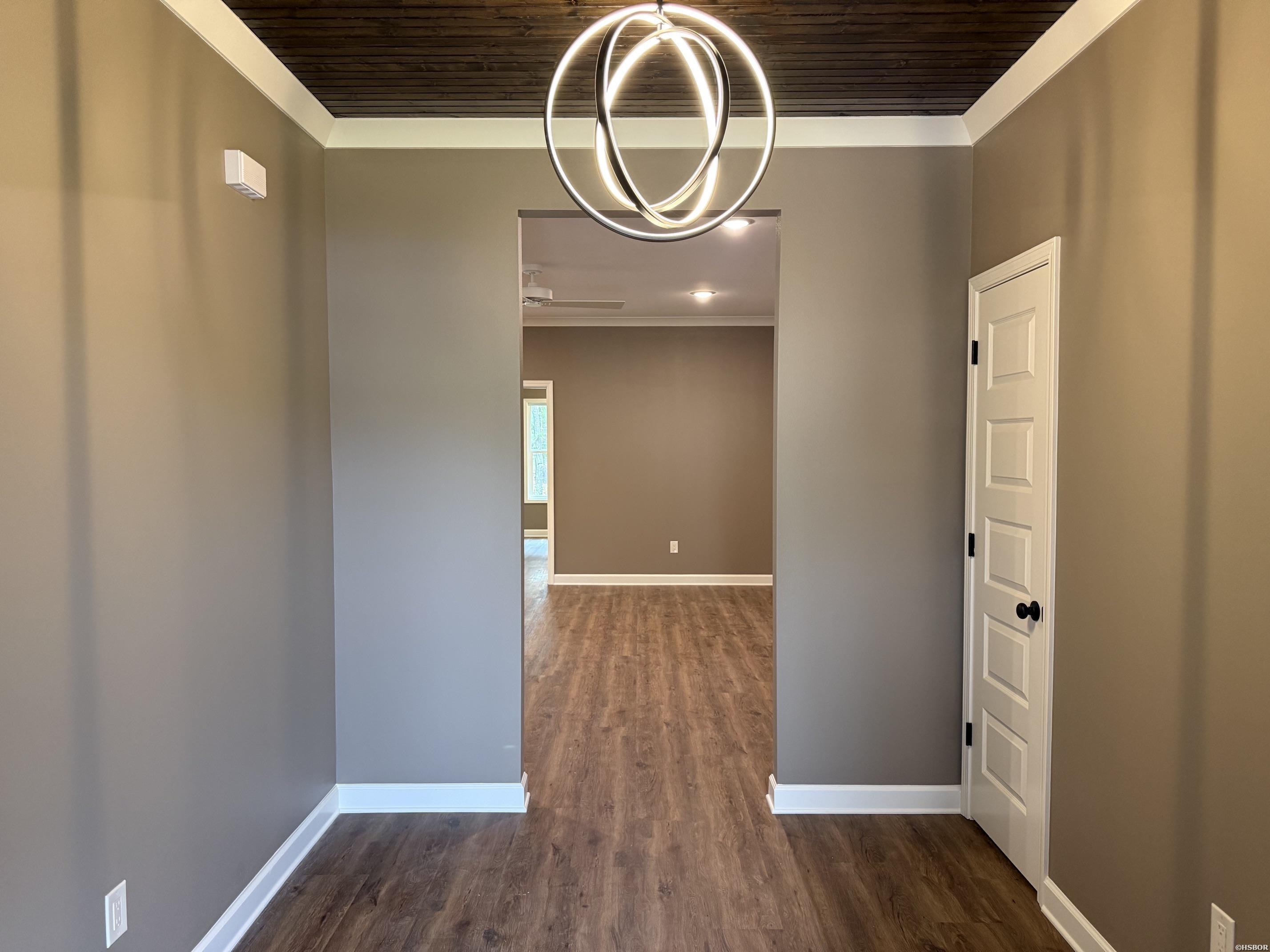 248 Fox Chase Circle Property Photo 3