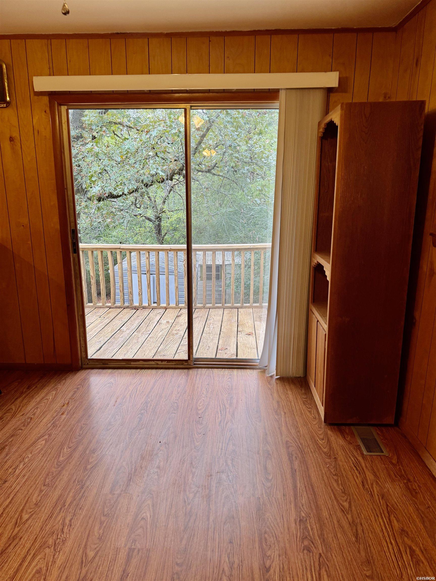 209 Music Mountain Property Photo 8