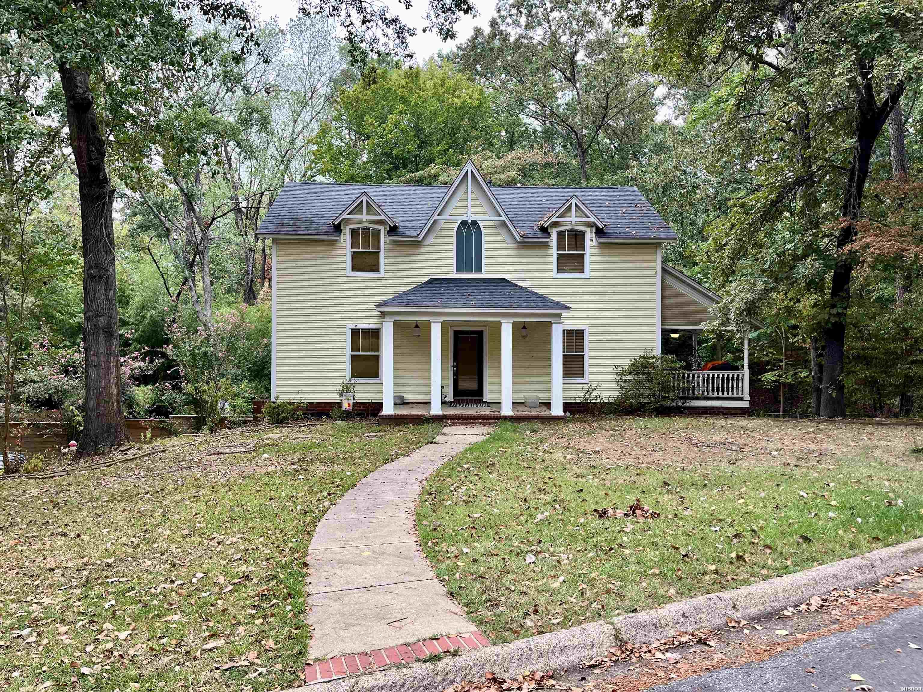 1009 Evergreen Drive Property Photo 1