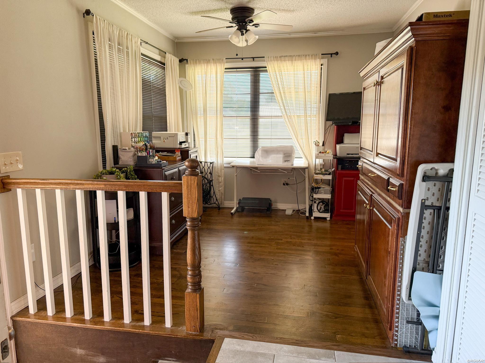 1302 Walnut Street Property Photo 12
