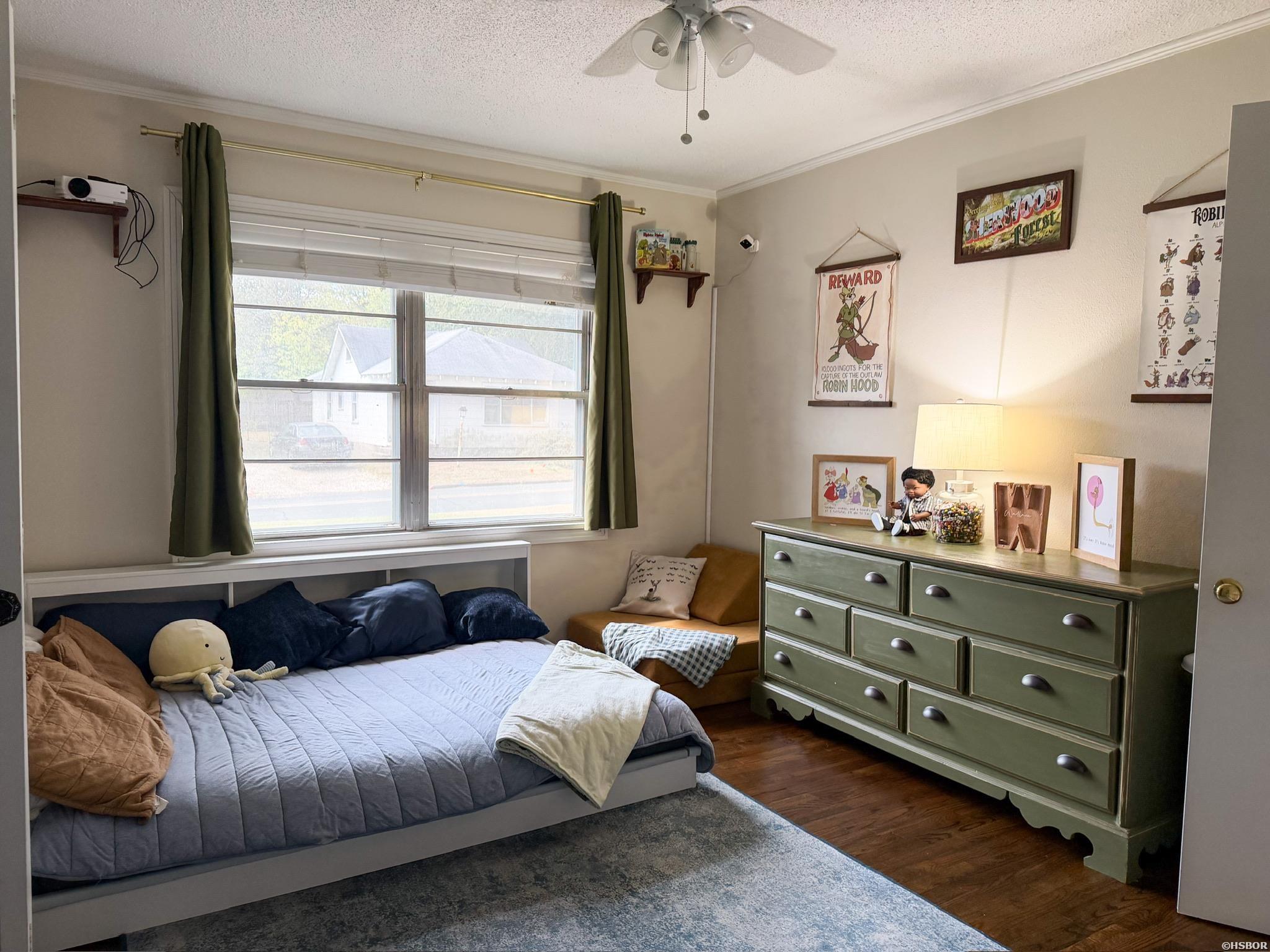 1302 Walnut Street Property Photo 13