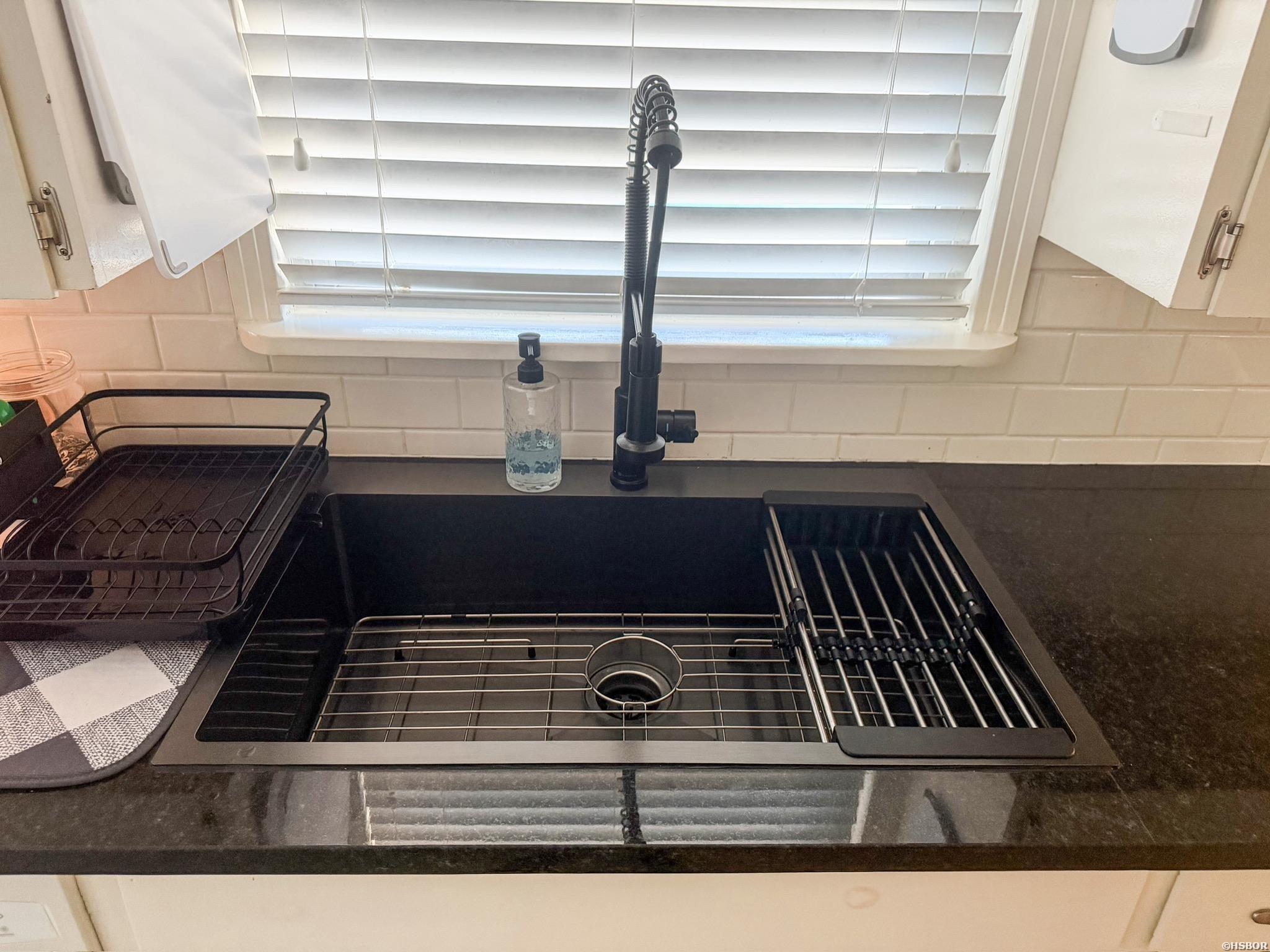 1302 Walnut Street Property Photo 25