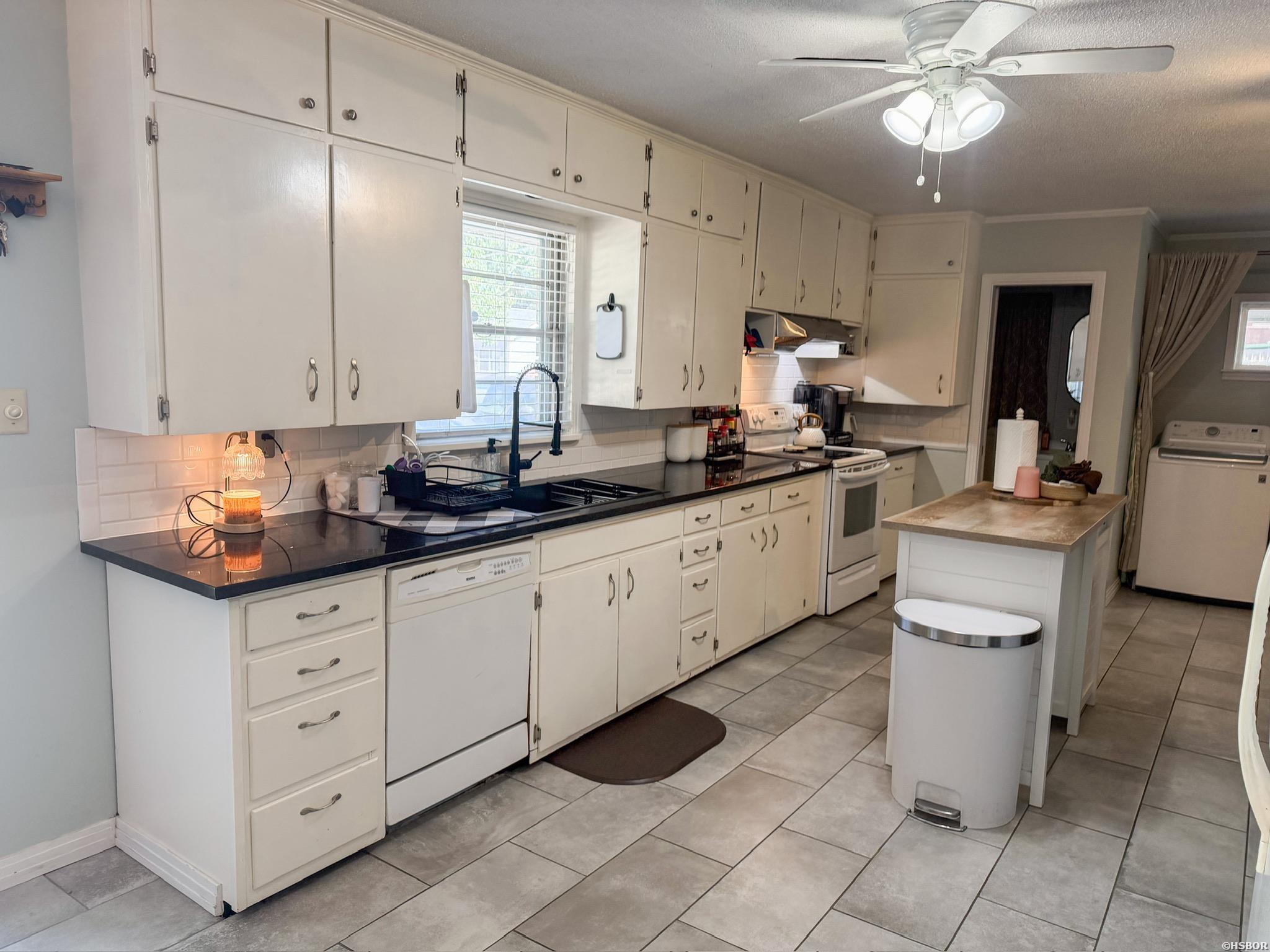 1302 Walnut Street Property Photo 28