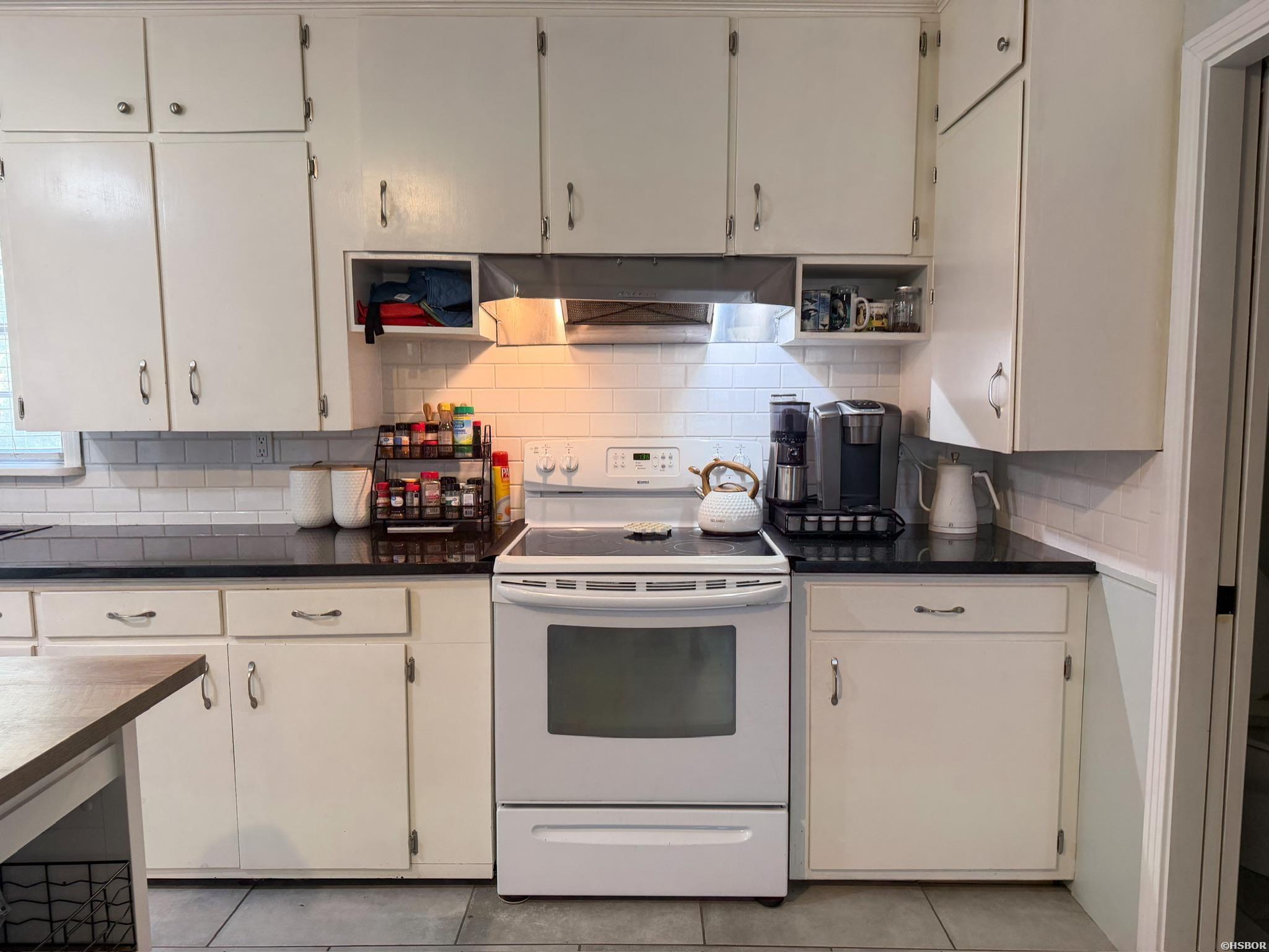 1302 Walnut Street Property Photo 29