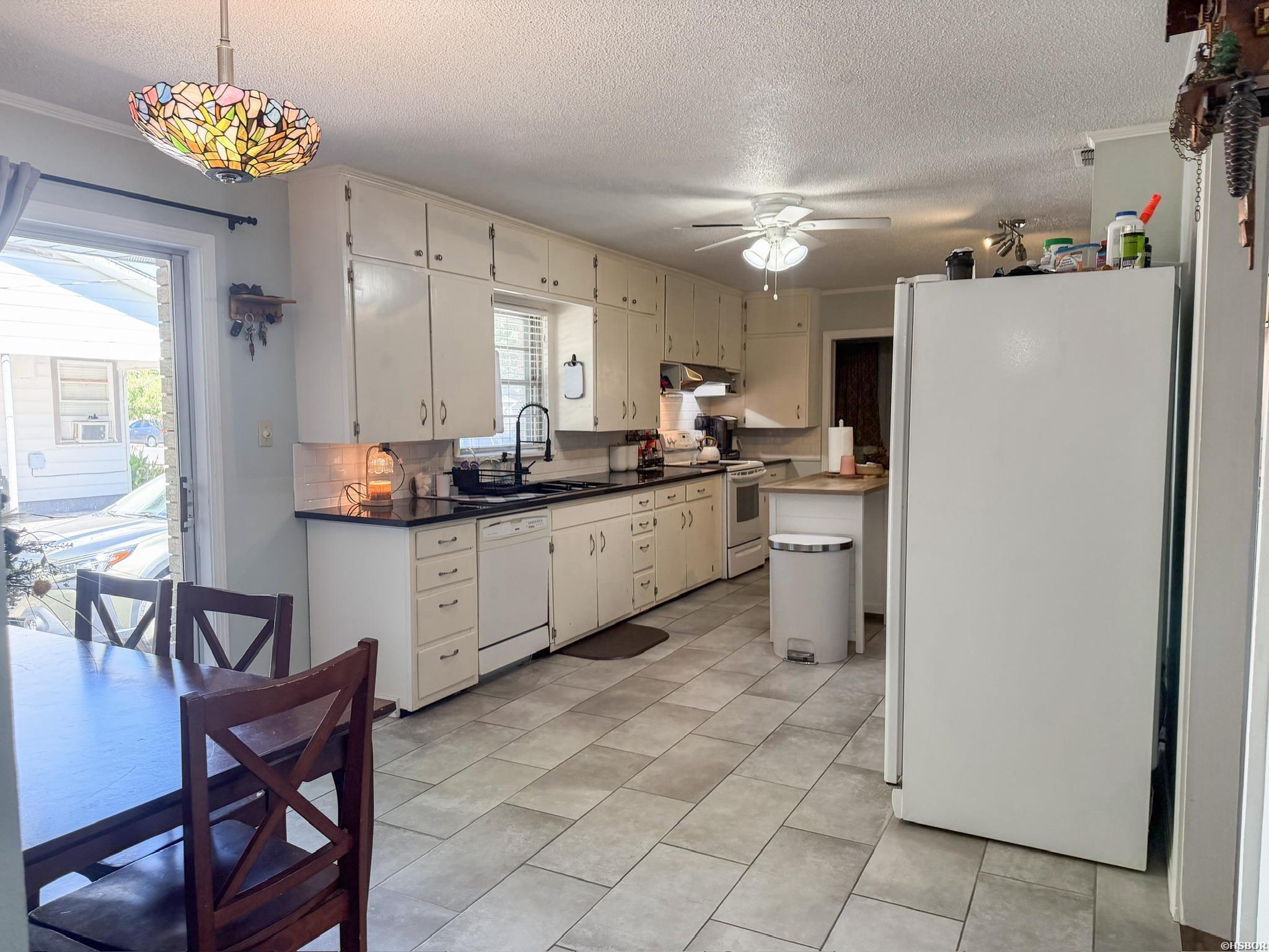 1302 Walnut Street Property Photo 32