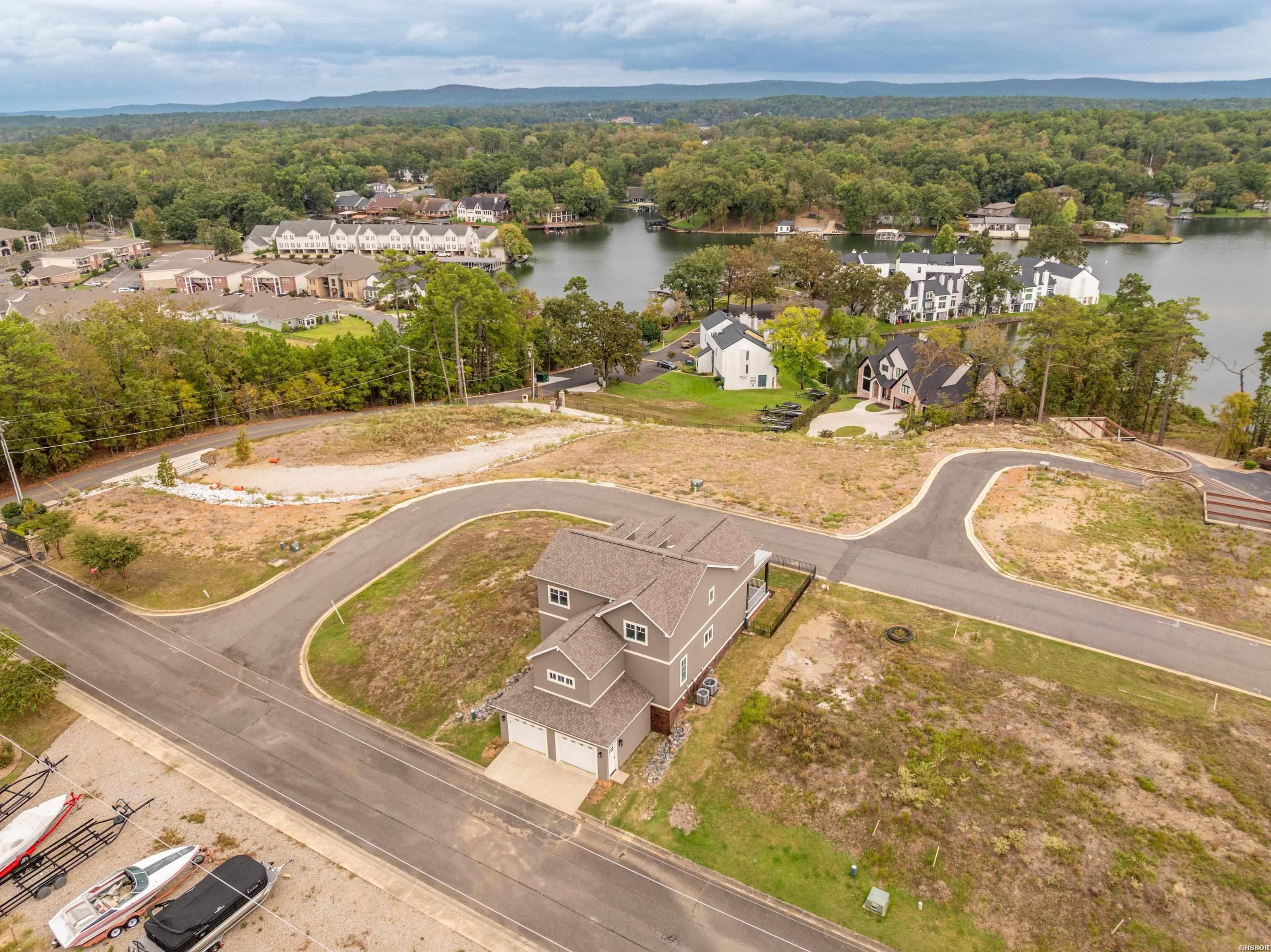 620 Grand Point Property Photo 4