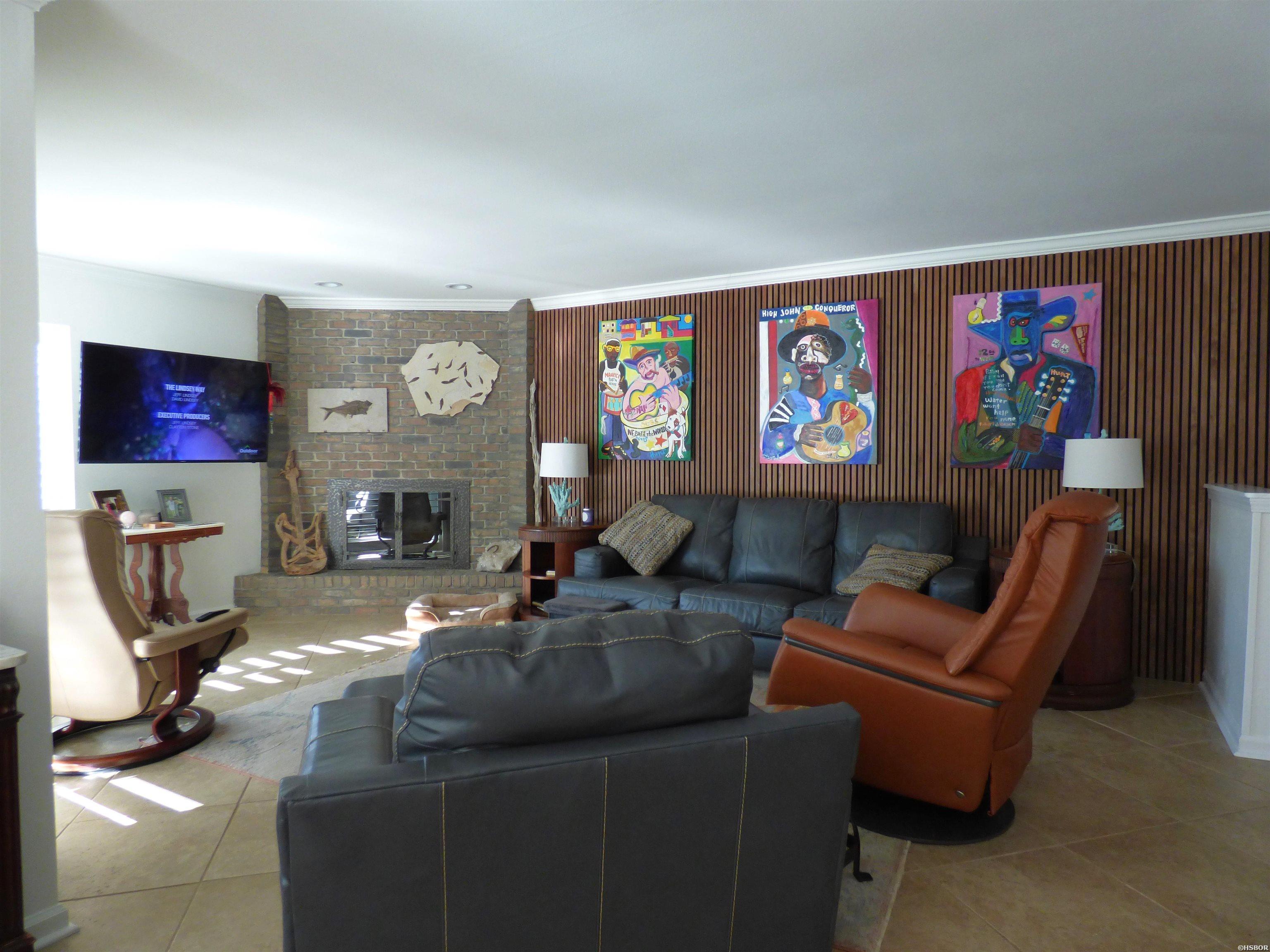 1201 Lakeshore Property Photo 11