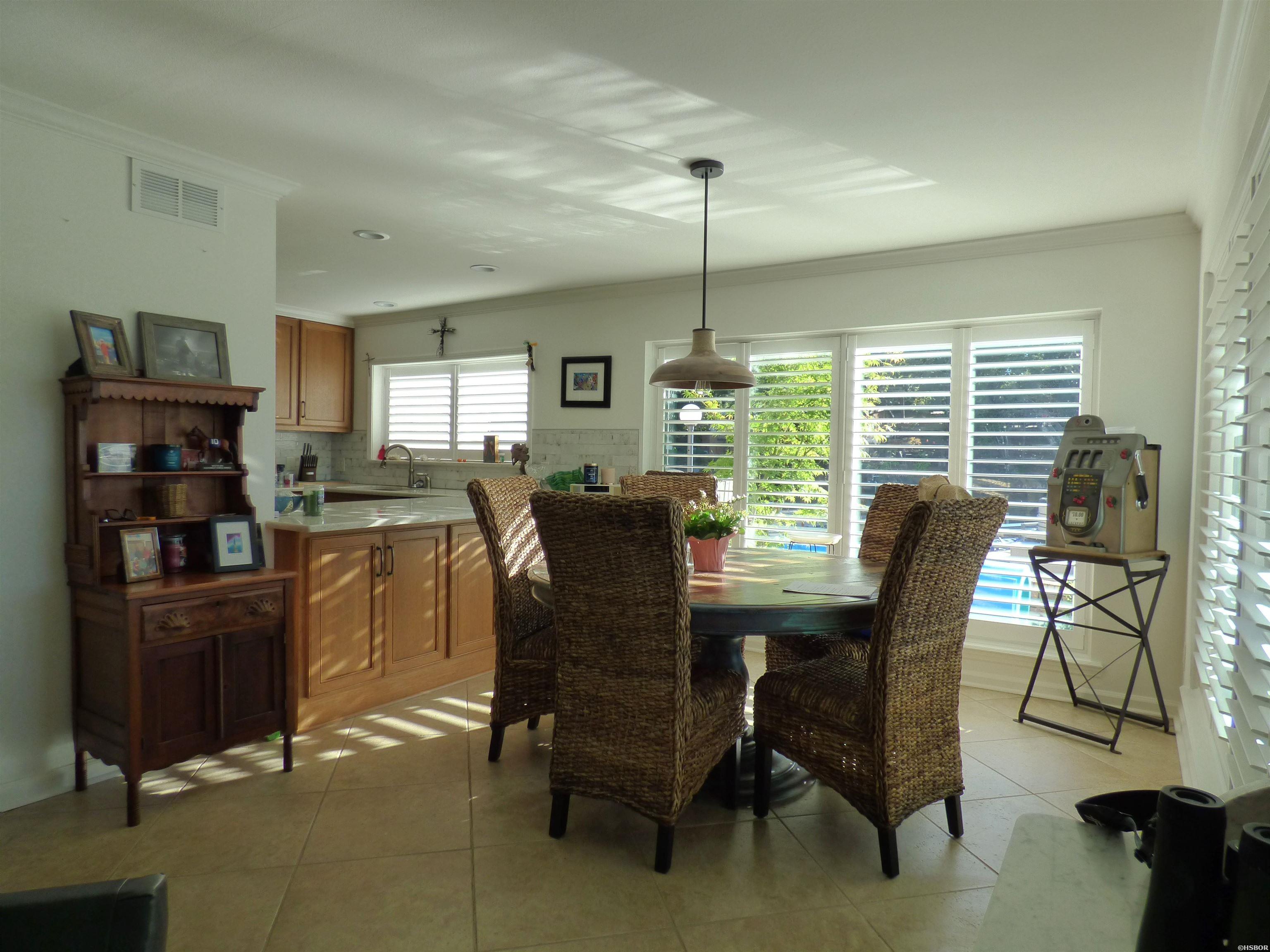 1201 Lakeshore Property Photo 12