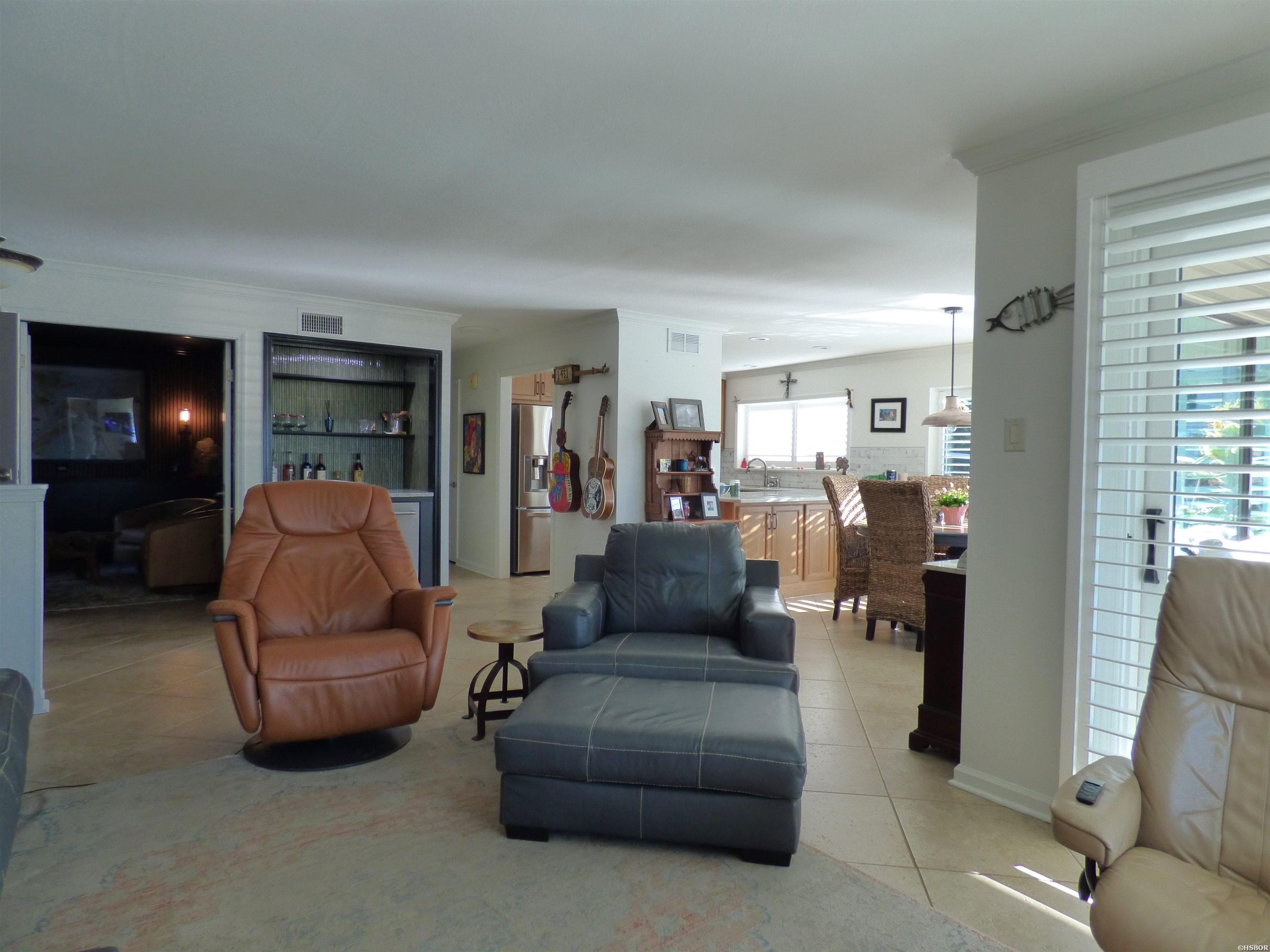 1201 Lakeshore Property Photo 13
