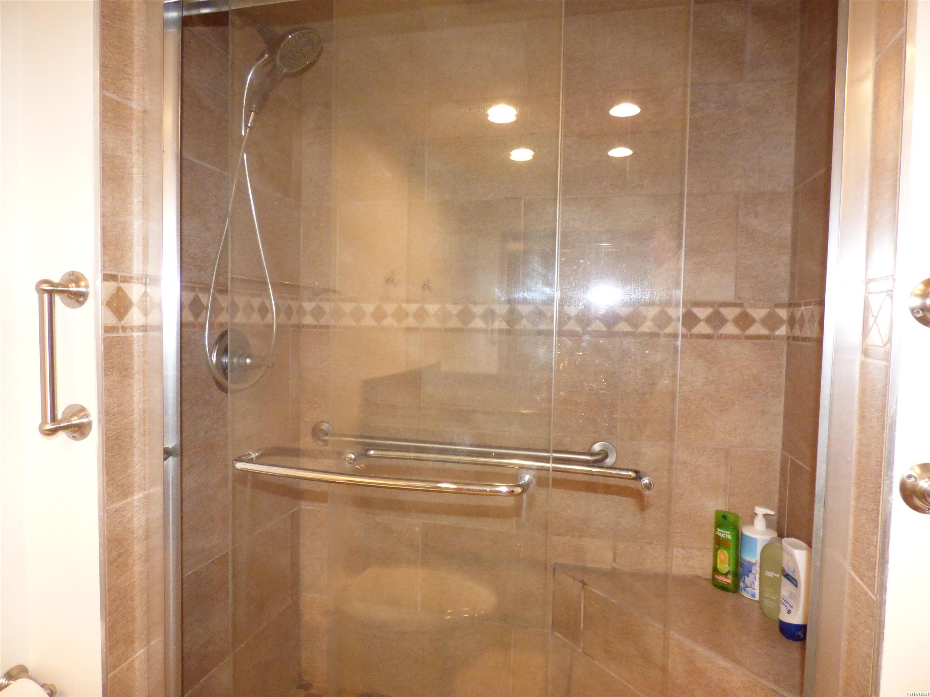 1201 Lakeshore Property Photo 24