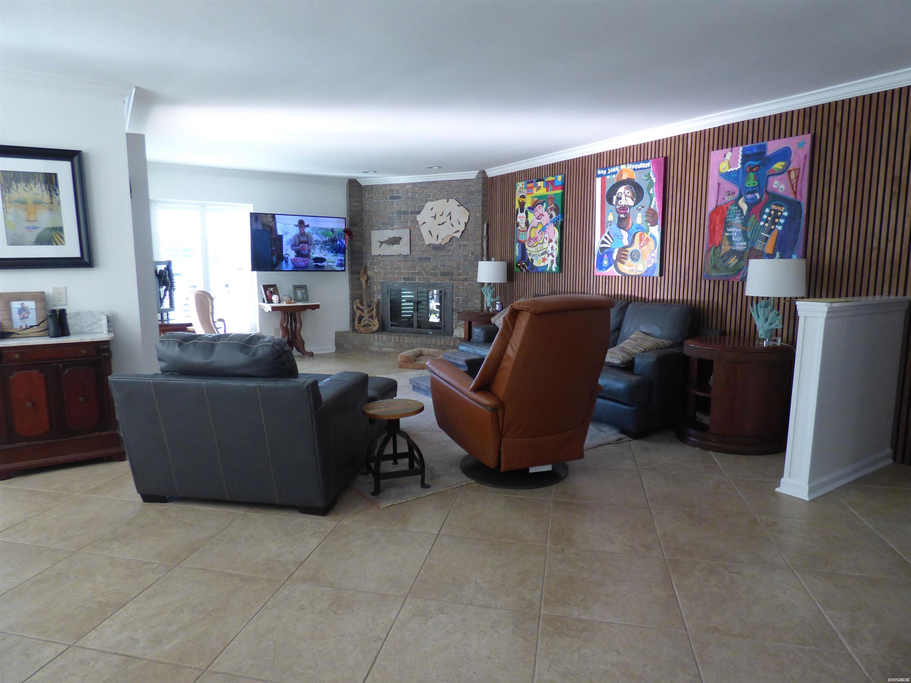 1201 Lakeshore Property Photo 31