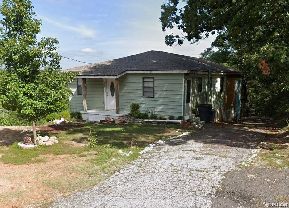 377 ARROWHEAD Property Photo 1