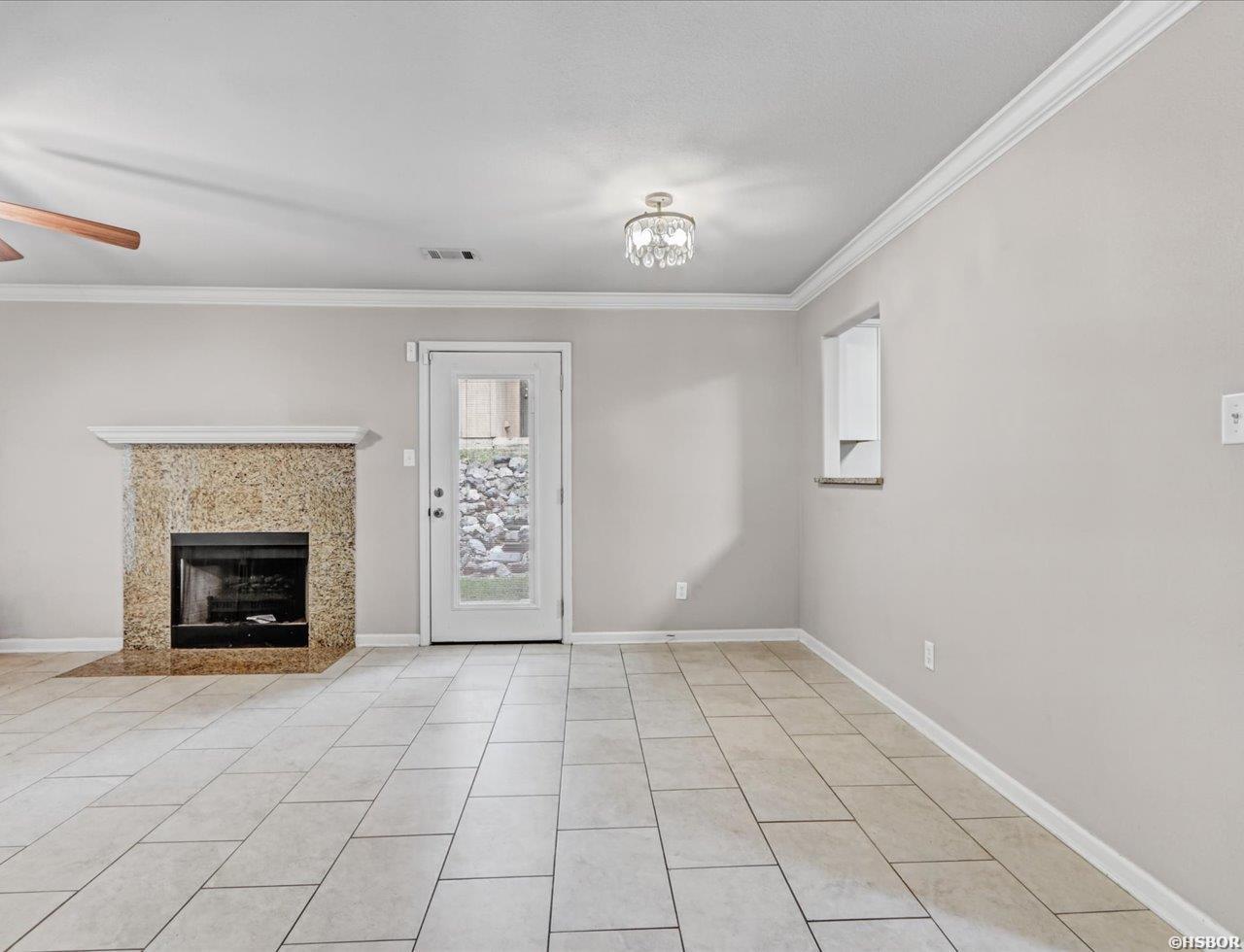 1100 Woodlawn Avenue Property Photo 16