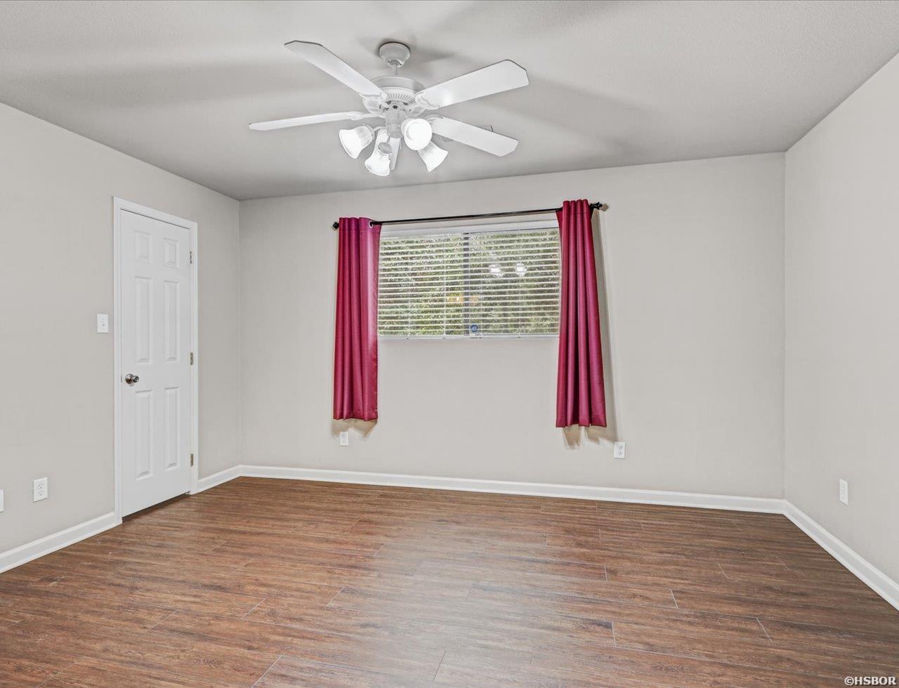 1100 Woodlawn Avenue Property Photo 18