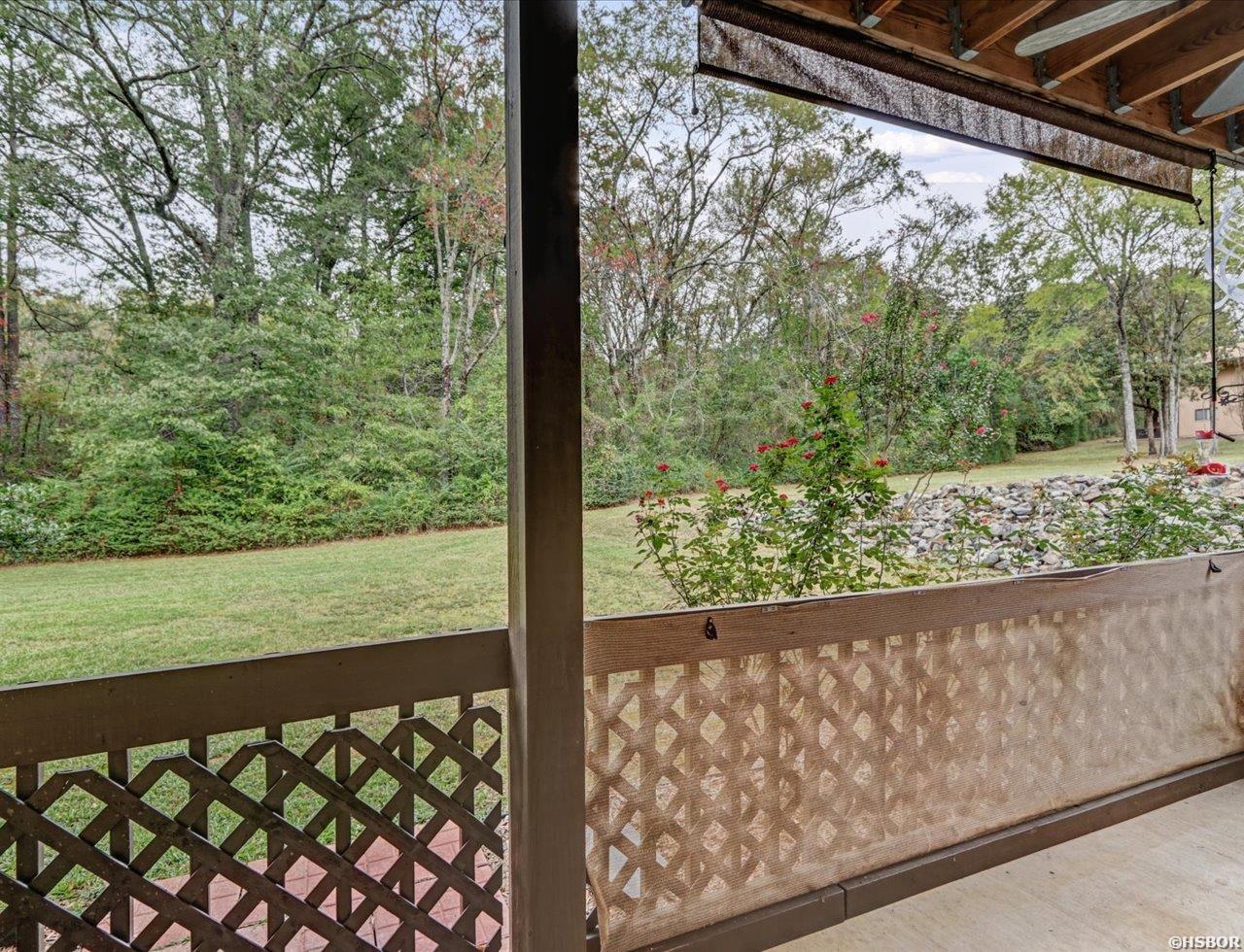 1100 Woodlawn Avenue Property Photo 28