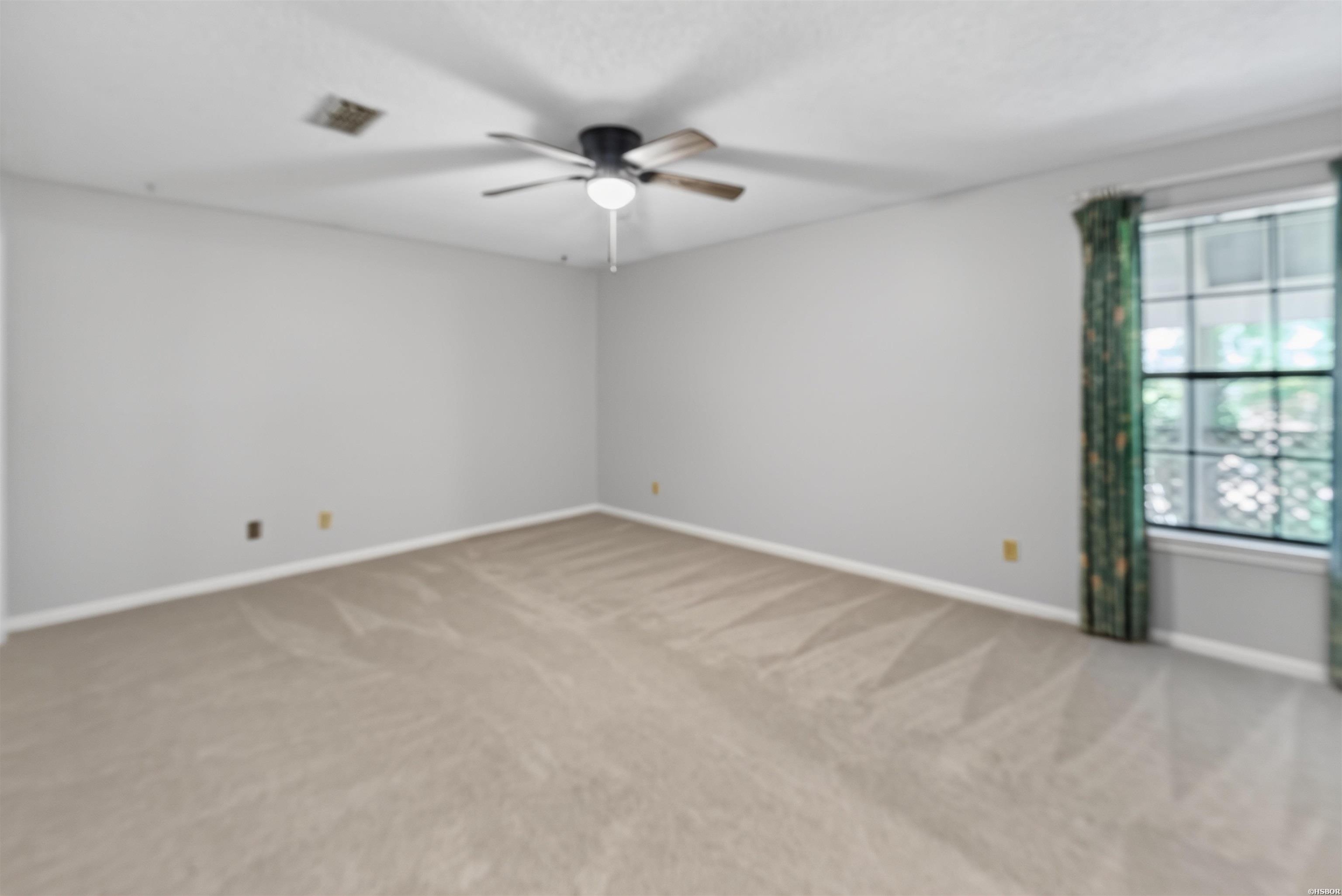 10 Ivy Circle Property Photo 12
