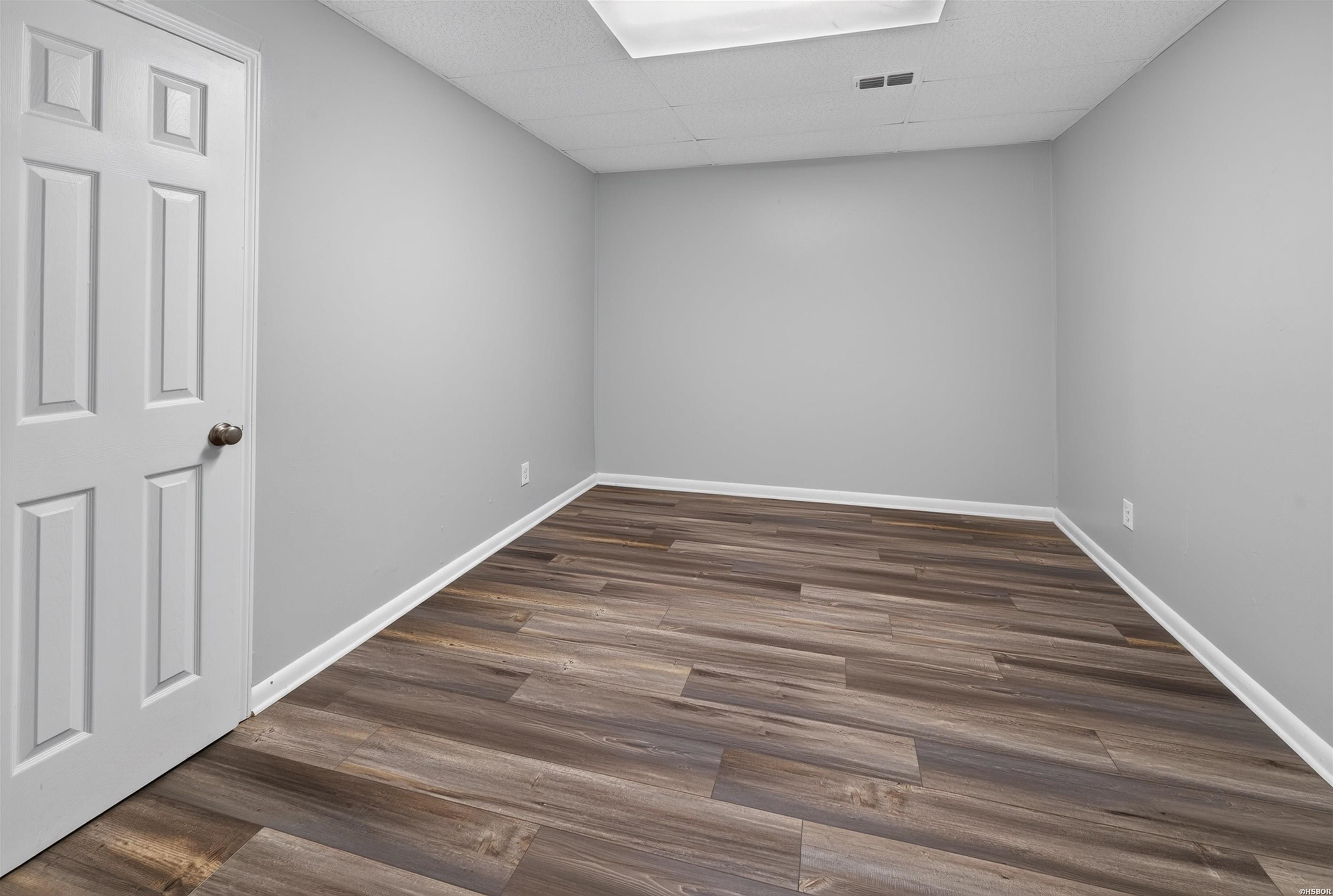 10 Ivy Circle Property Photo 22