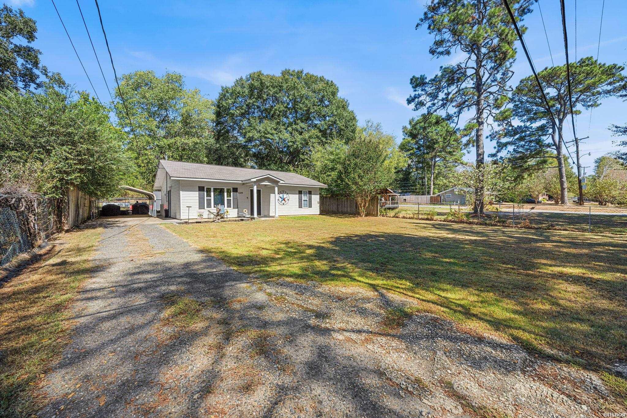 1339 Shady Grove Road Property Photo 3
